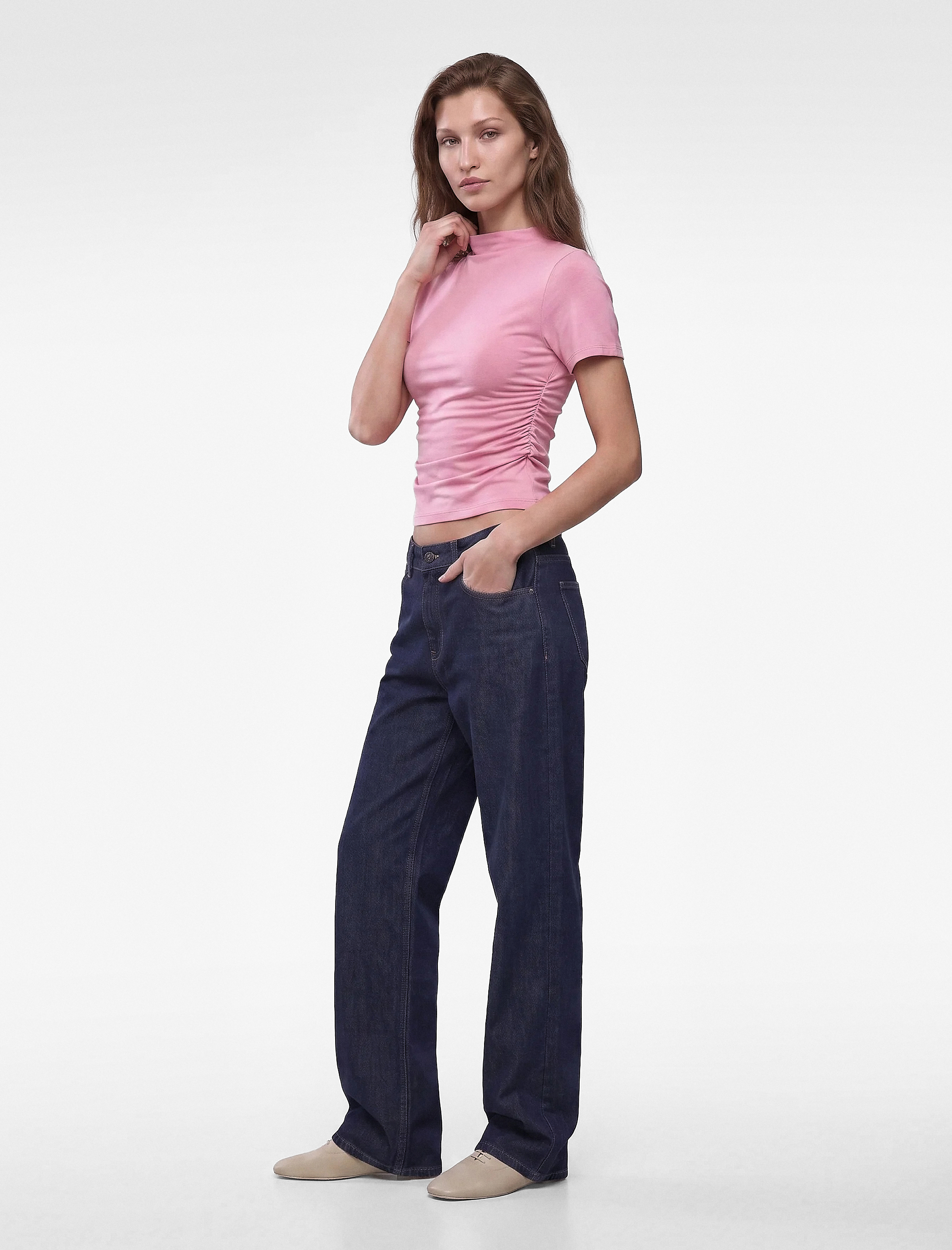   Modal Kumaş Slim Fit Drapeli Kısa Kollu Geniş Dik Yaka Bluz