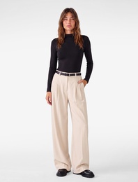 Slim Fit Uzun Kollu Drape Detaylı Hafif Dik Yaka Bodysuit