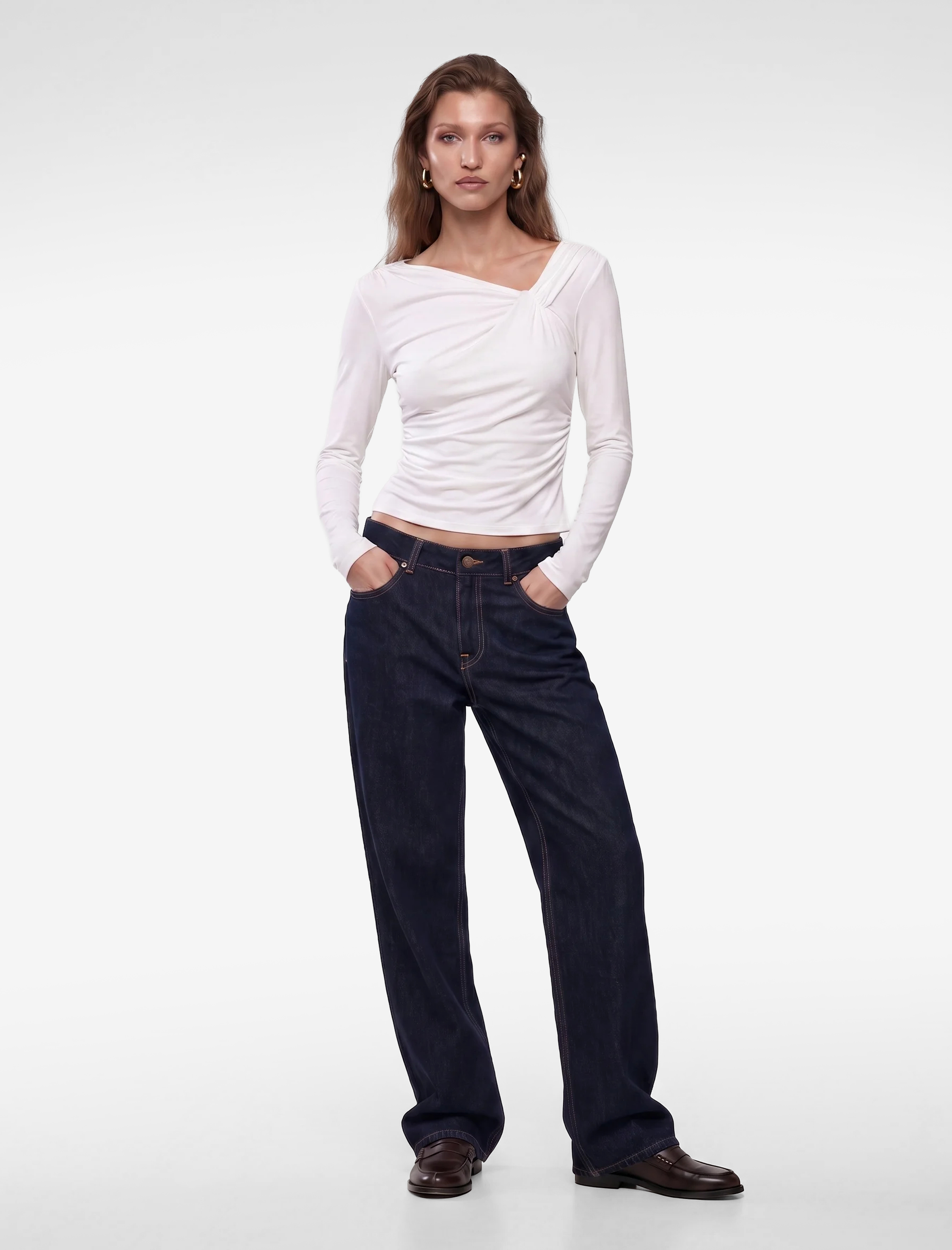   Slim Fit Uzun Kollu Asimetrik Yaka Büzgülü Bluz