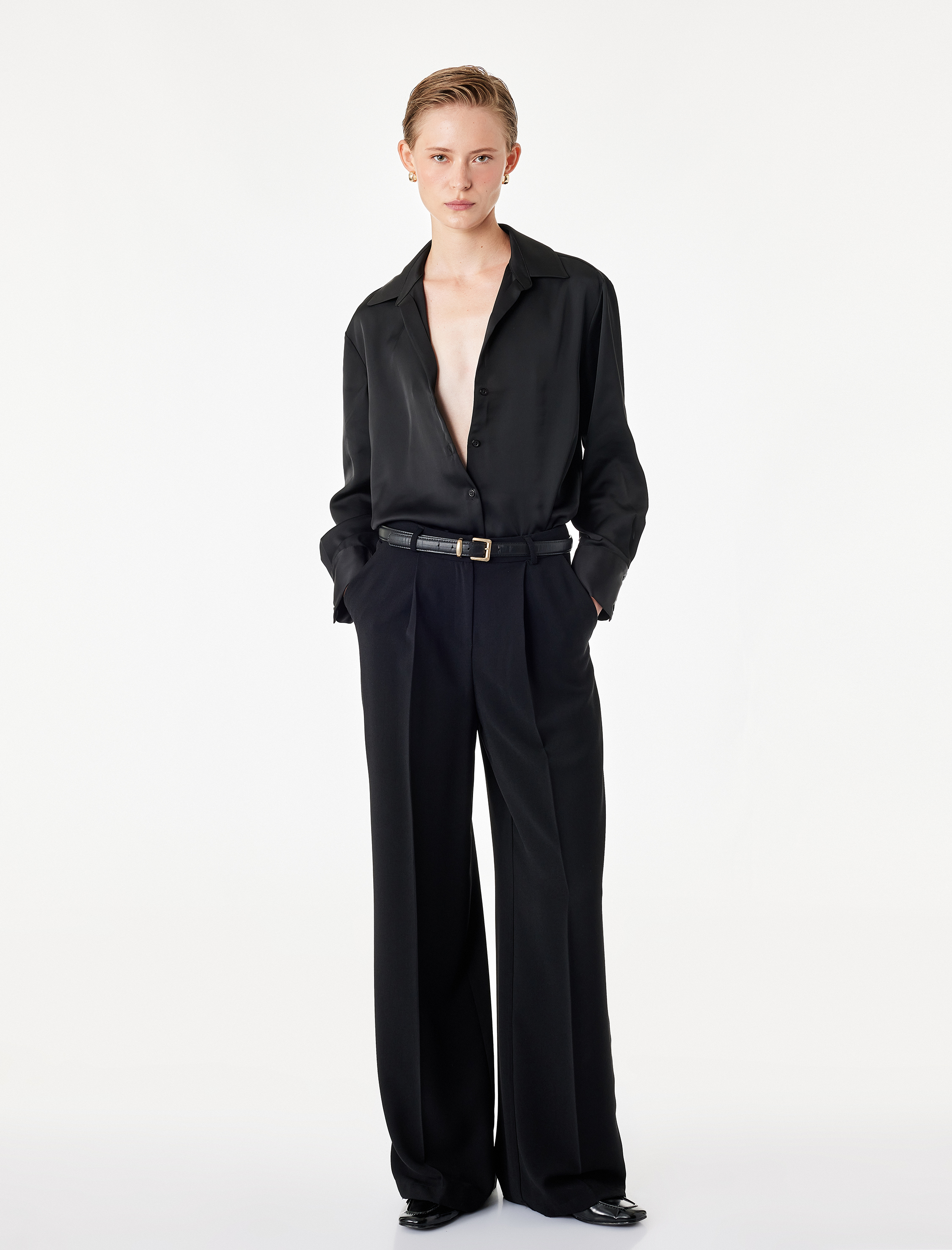   Regular Fit Uzun Kollu Düğmeli Klasik Yaka Saten Gömlek