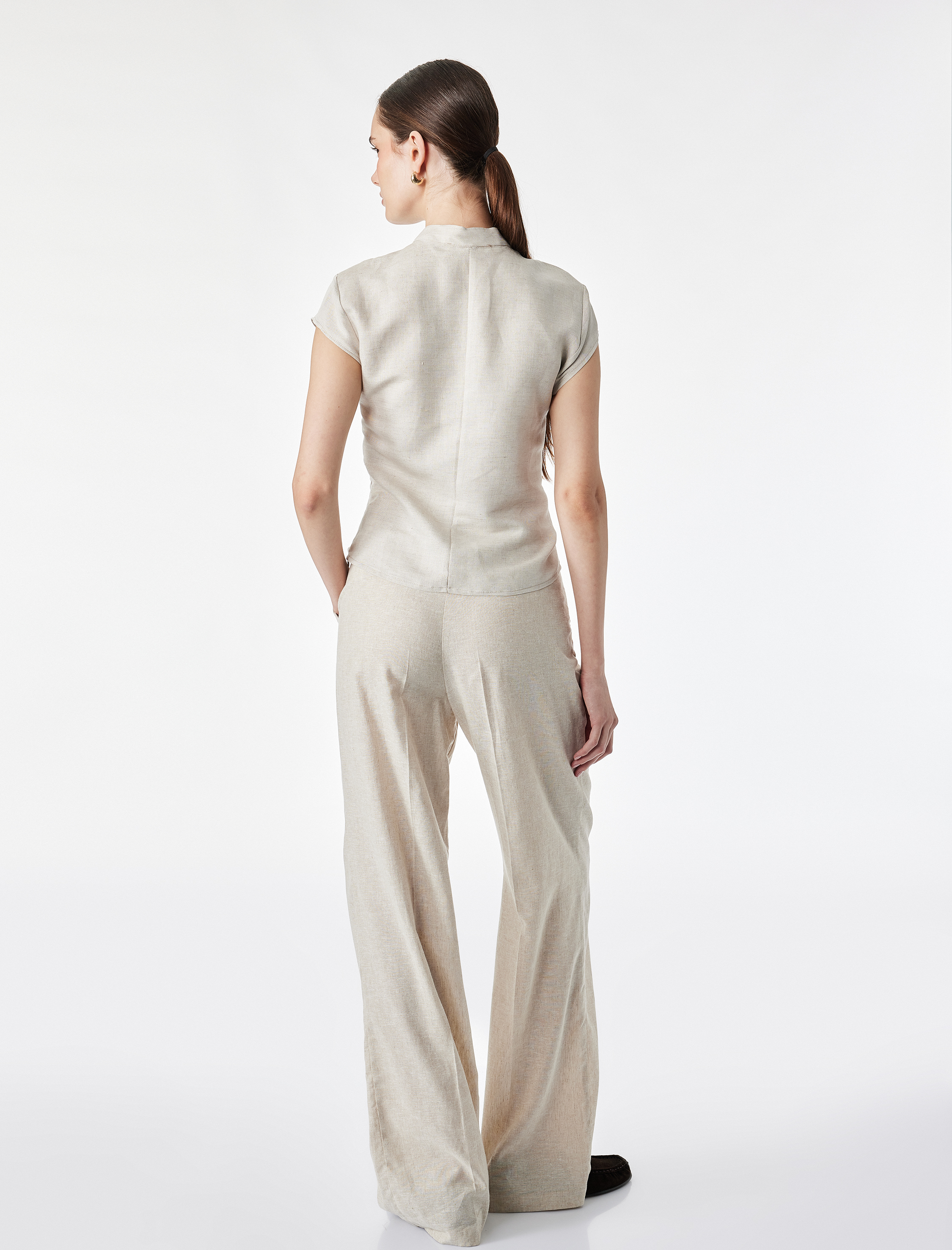 Koton Damla Pencere Detaylı Mandarin Qipao Yaka Kısa Kollu Keten Bluz görsel 4