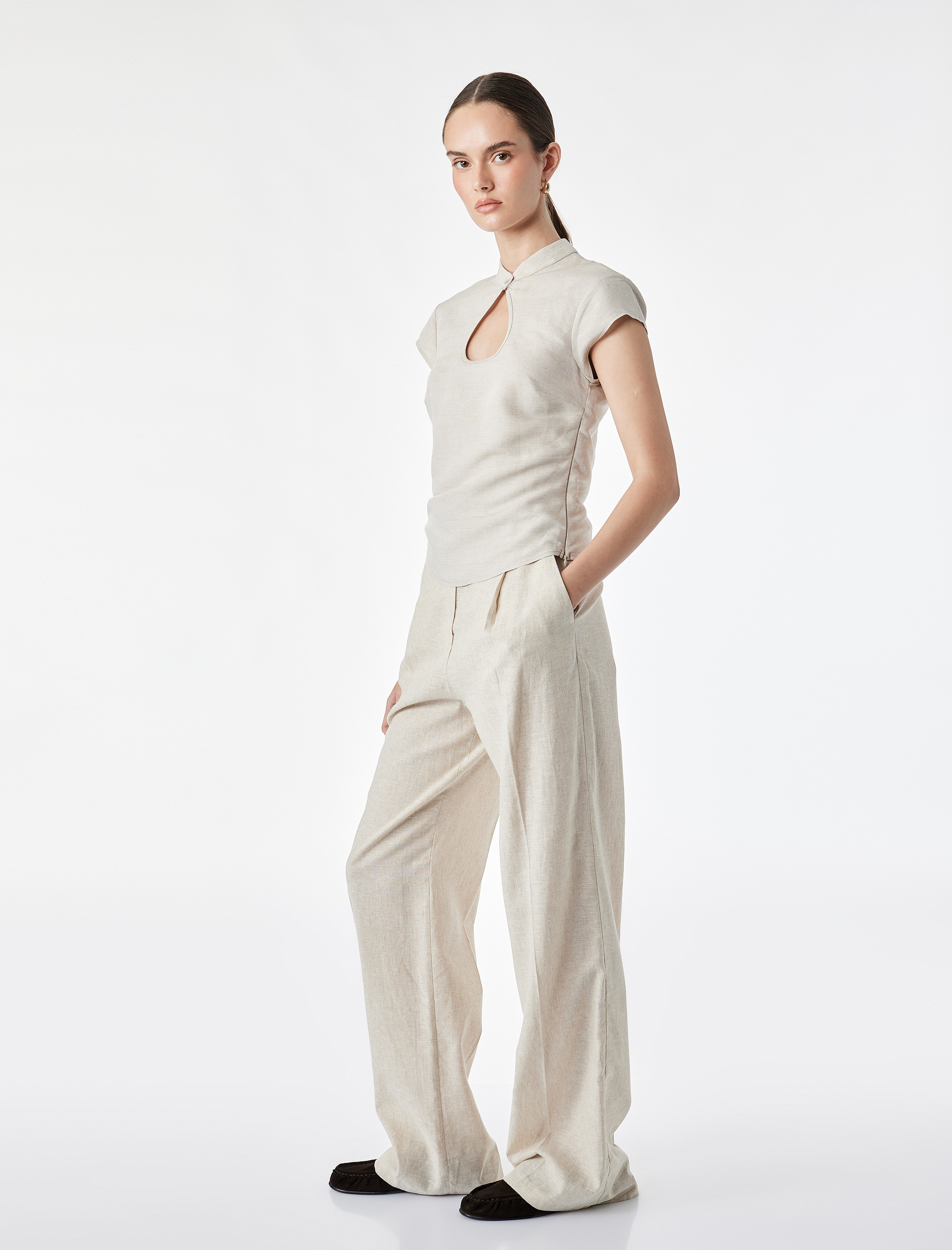 Koton Damla Pencere Detaylı Mandarin Qipao Yaka Kısa Kollu Keten Bluz görsel 3