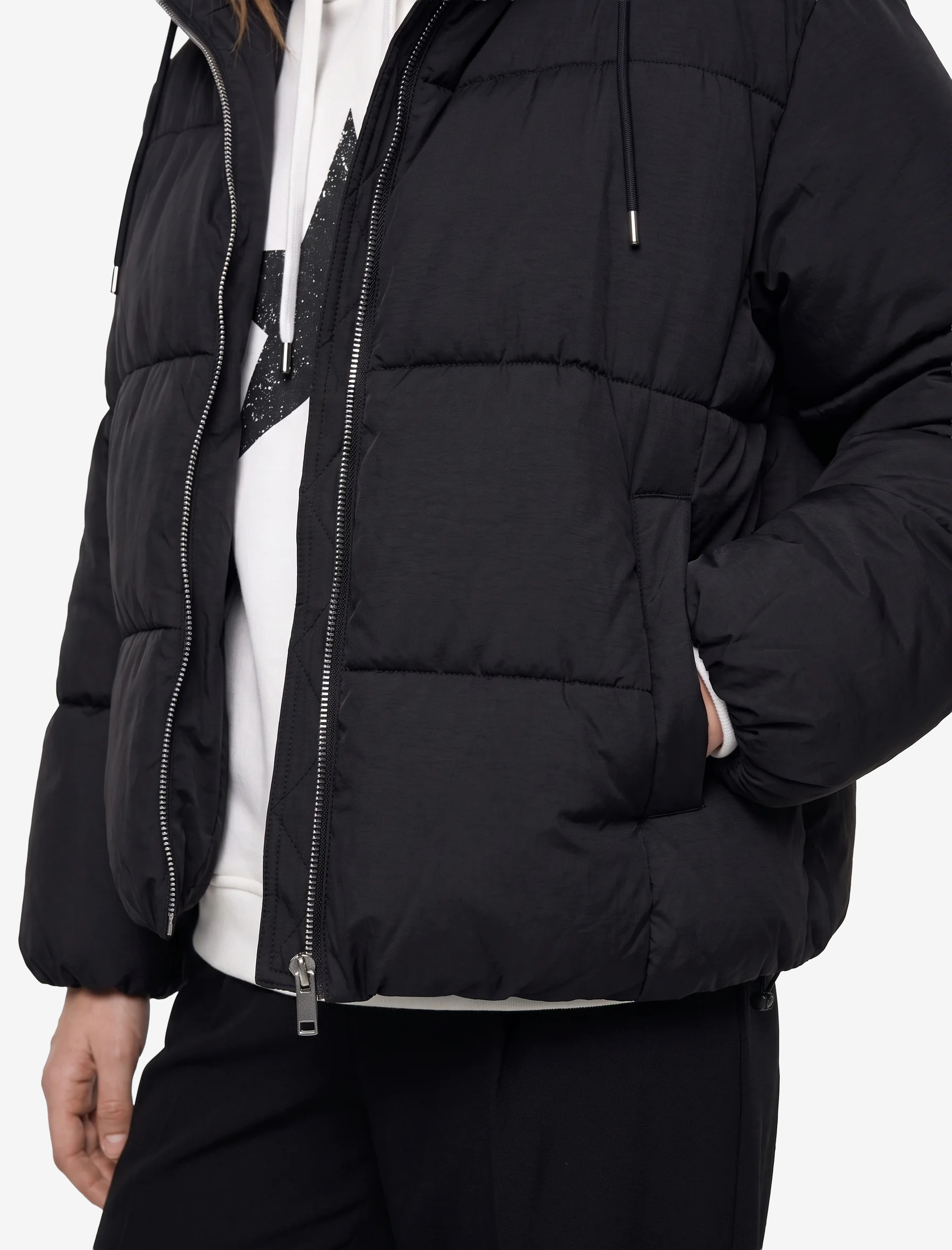   Cepli Kapüşonlu Uzun Kollu Fermuarlı Anorak Şişme Mont