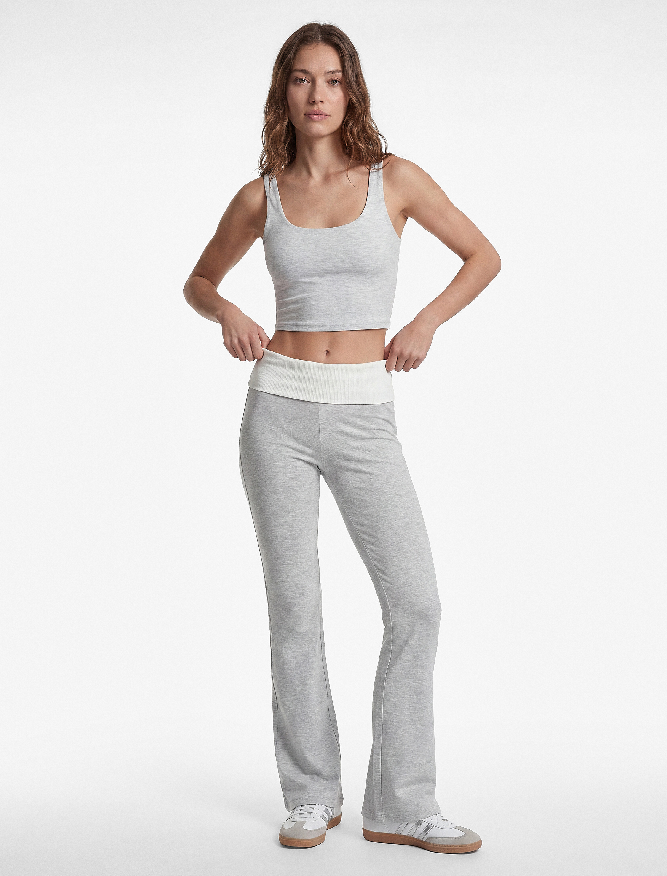 Koton Slim Fit Yüksek Bel Kat Detaylı İspanyol Paça Spor Tayt