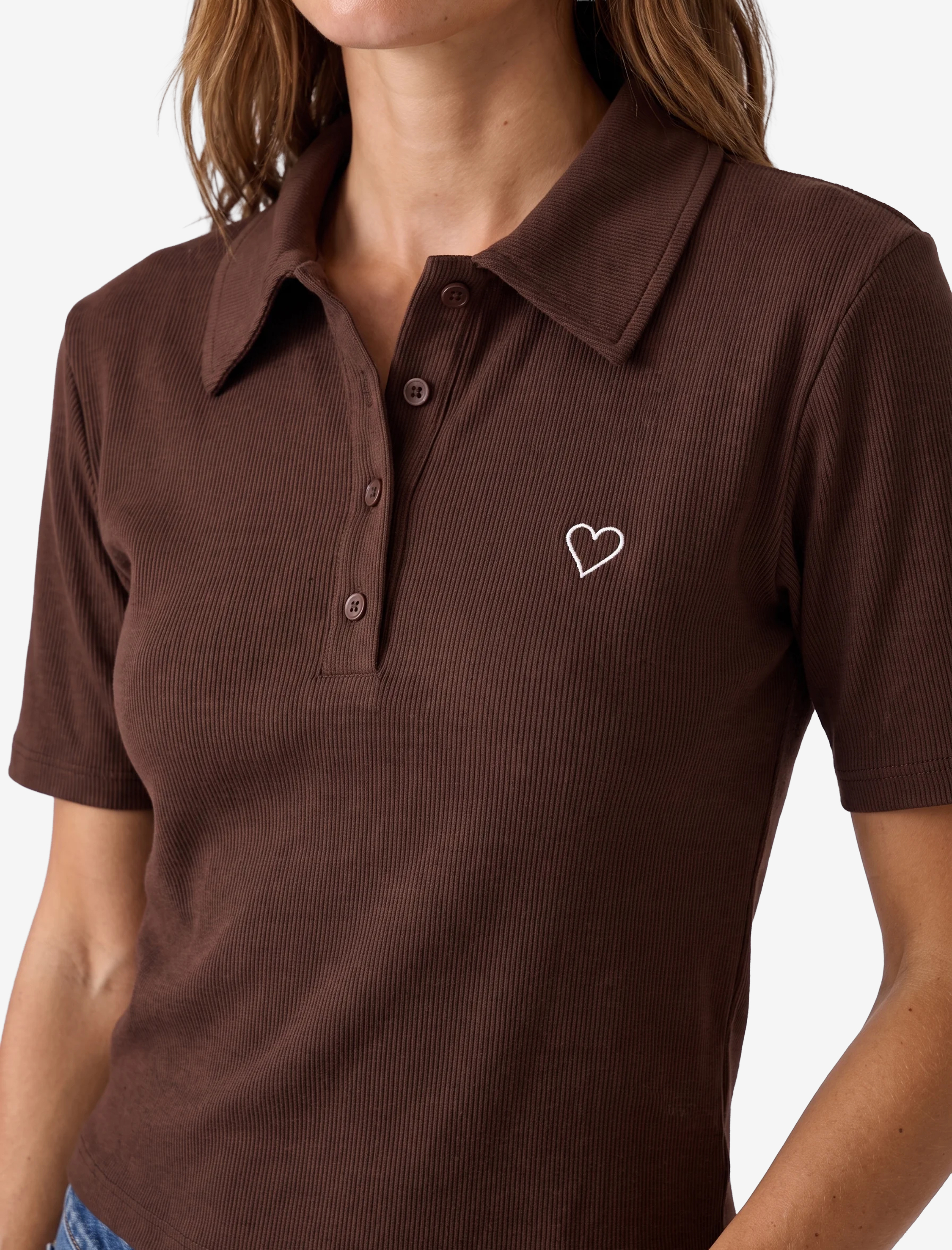  Pamuklu Slim Fit Düğmeli Kalp İşleme Detaylı Polo Yaka Kısa Kollu Fitilli Tişört