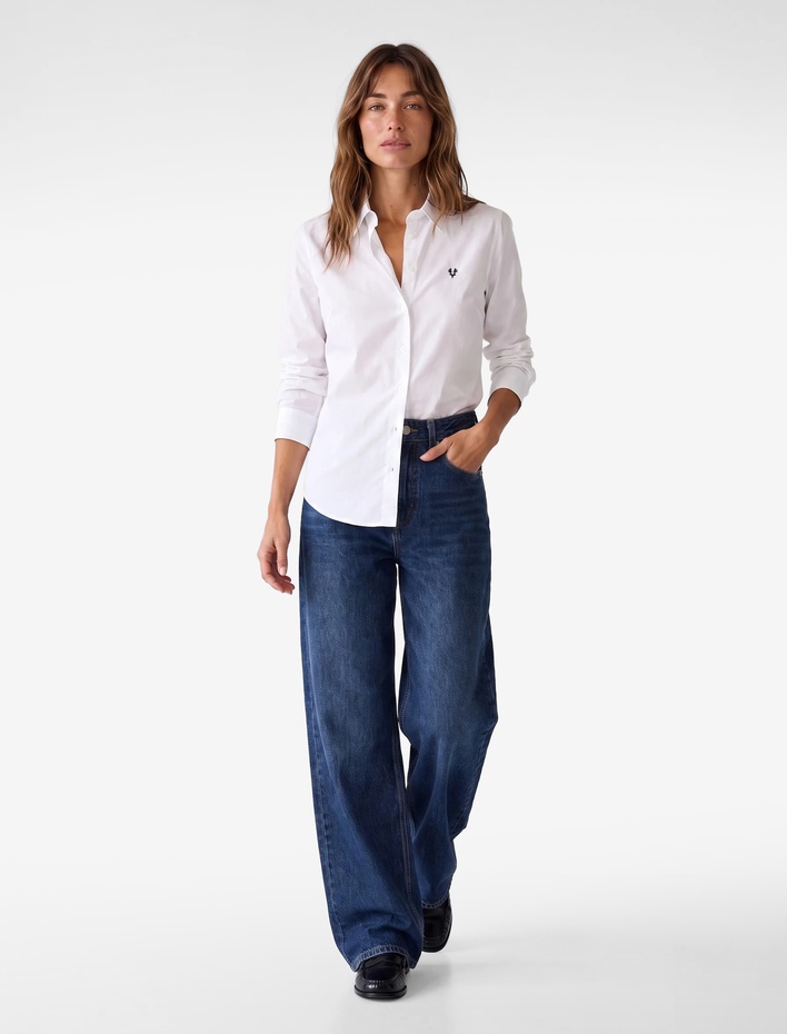  Pamuklu Slim Fit Nakış Detaylı Uzun Kollu Poplin Gömlek