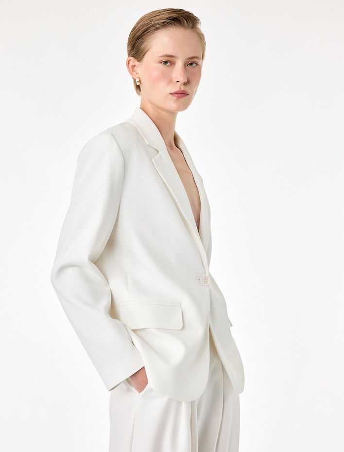  Düğmeli Uzun Kollu Kruvaze Oversize Blazer Ceket