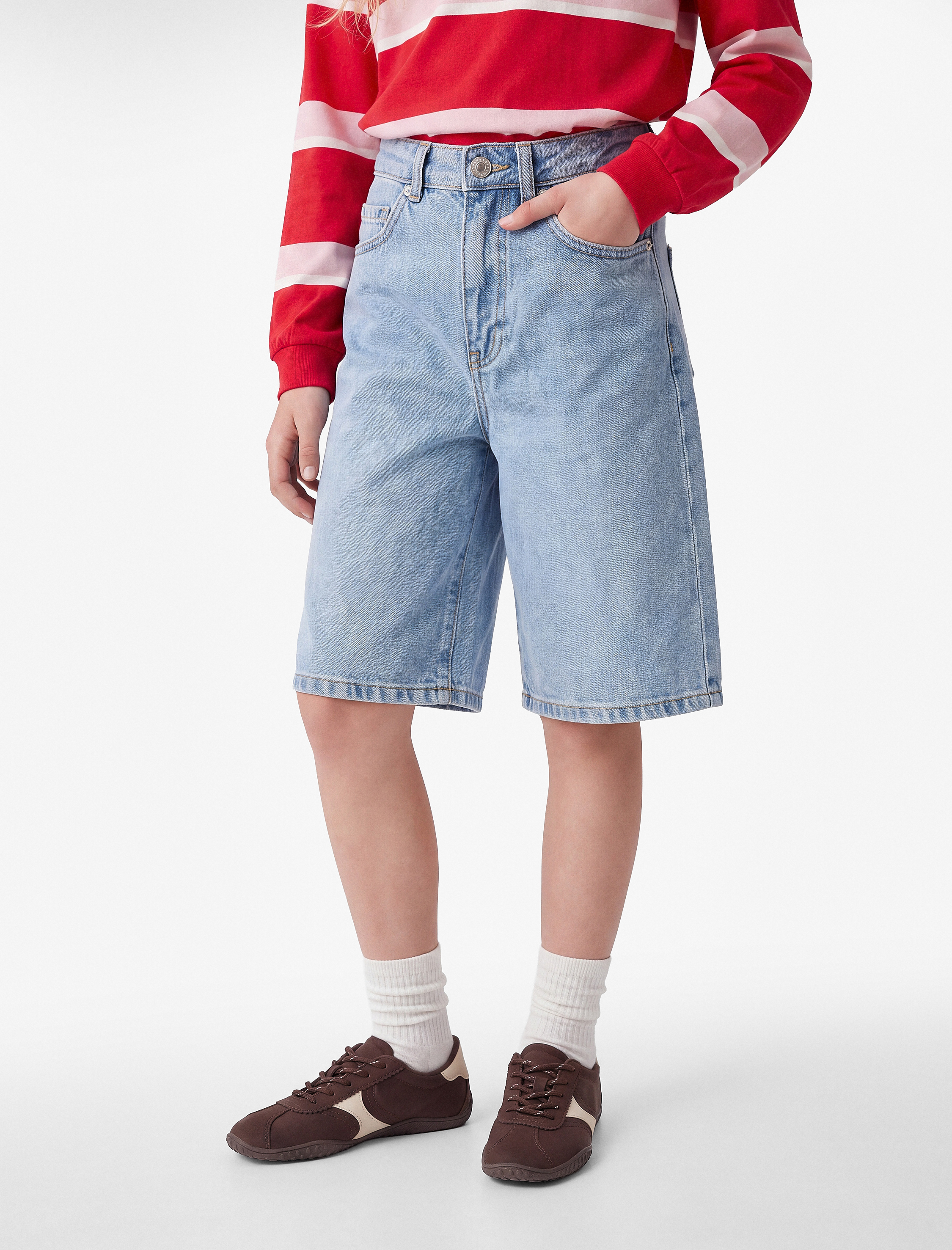  Kız Çocuk Cep Detaylı Bol Kesim Pamuklu Denim Bermuda Şort