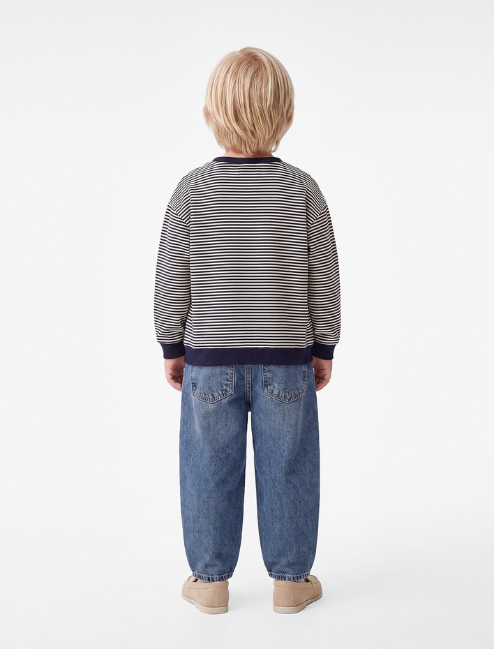 Erkek Bebek Etiket Detaylı Şardonlu Bisiklet Yaka Uzun Kollu Oversize Çizgili Sweatshirt