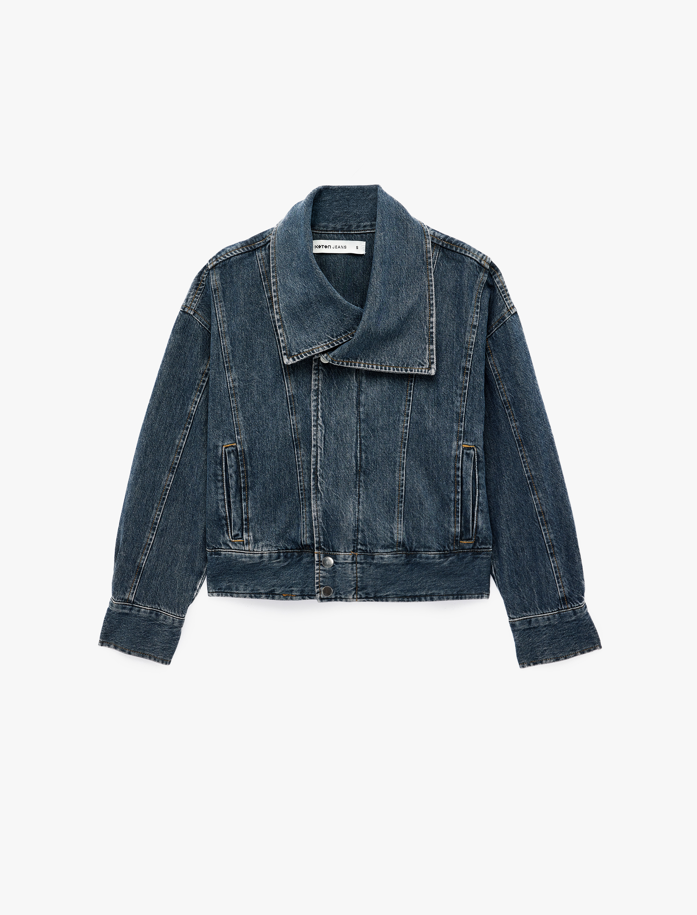   Dikiş Detaylı Cepli Düğmeli Kruvaze Yaka Denim Ceket
