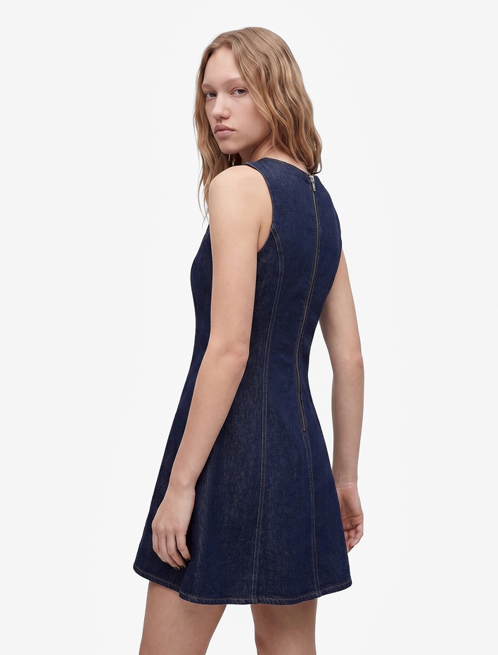  Pamuklu Bisiklet Yaka Dikiş Detaylı Volanlı Kolsuz Mini Denim Elbise