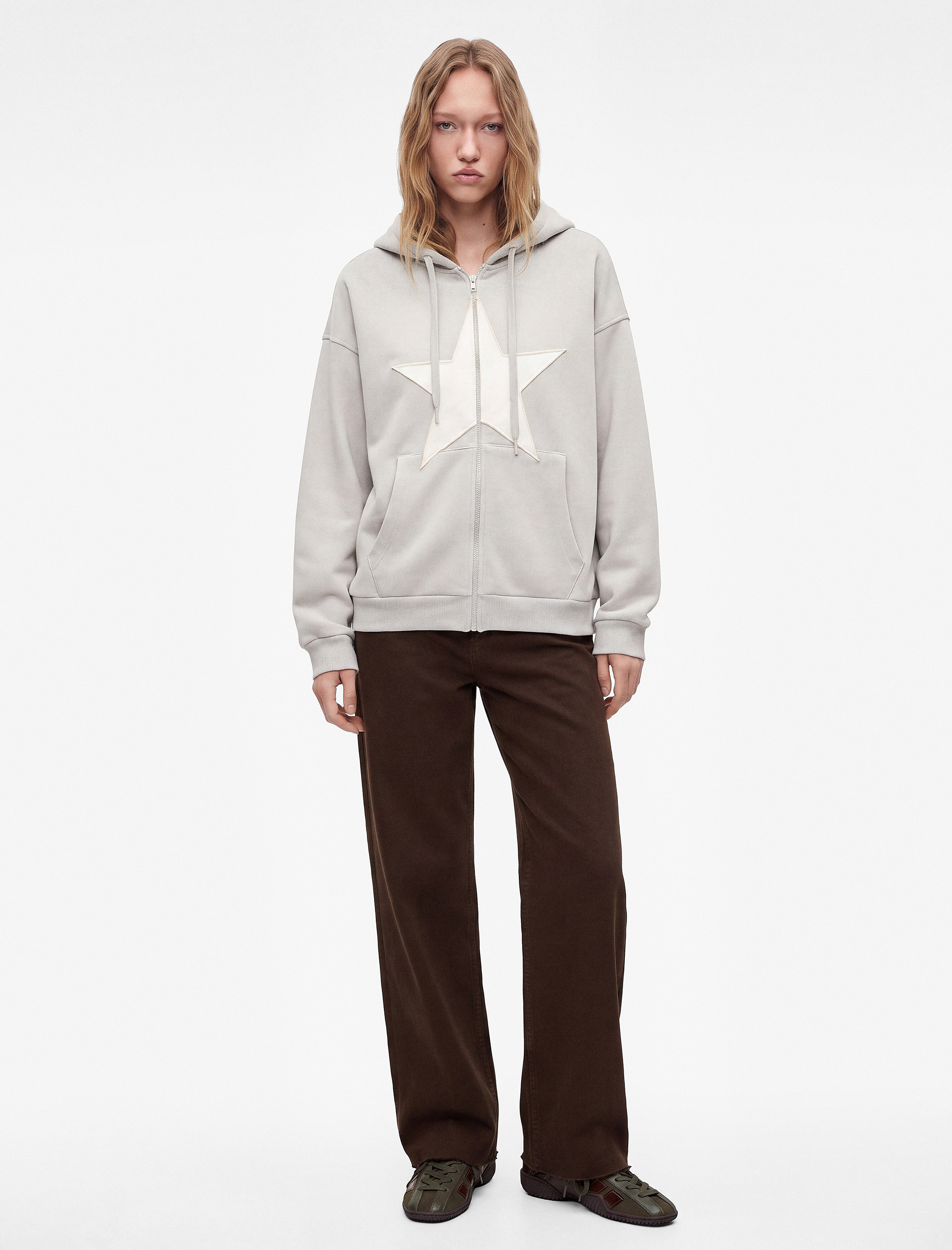 Koton Üç İplik Şardonlu Yıldız İşlemeli Kanguru Cepli Kapüşonlu Fermuarlı Oversize Sweatshirt