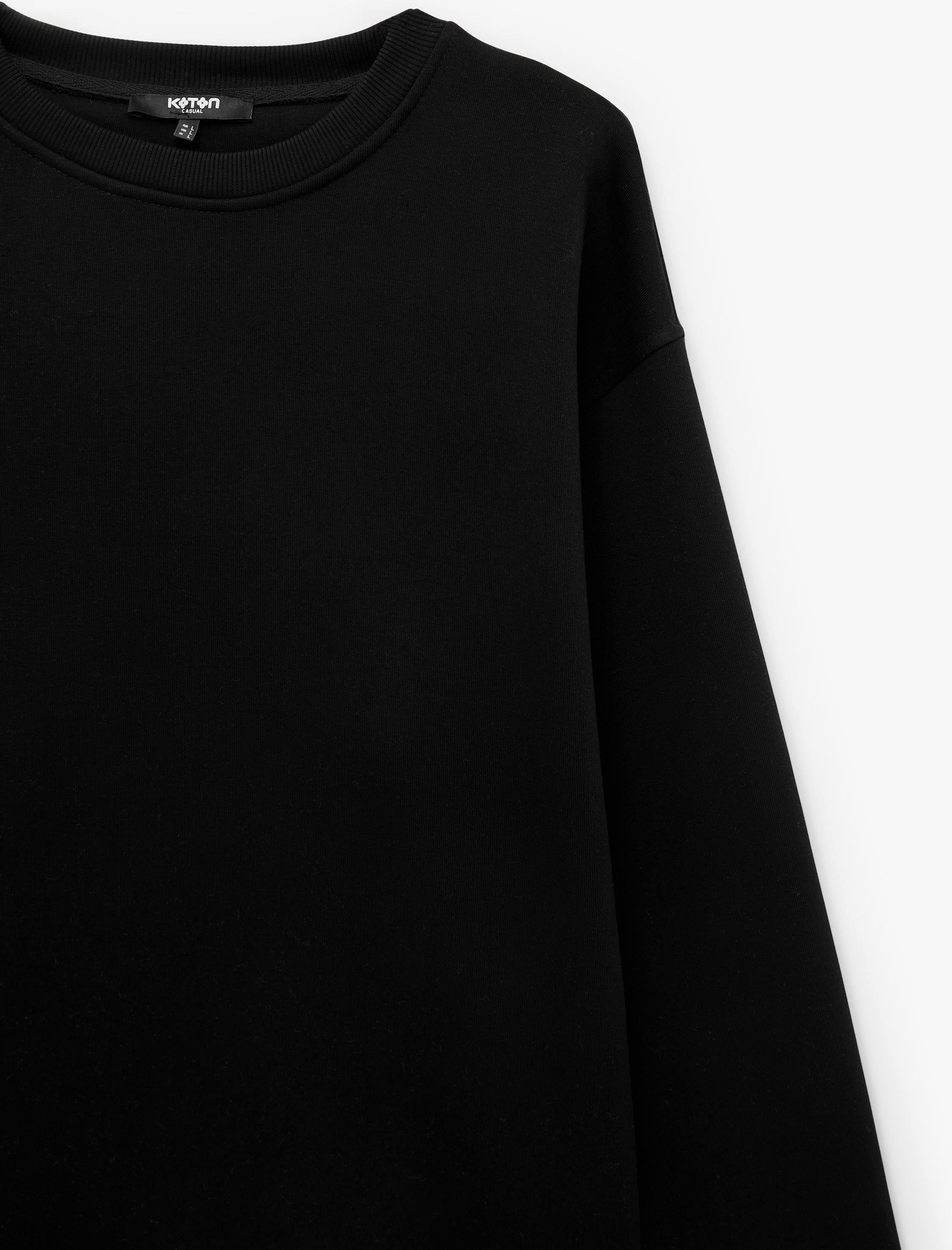 Koton Pamuklu Üç İplik Şardonlu Uzun Kollu Oversize Bisiklet Yaka Sweatshirt görsel 3