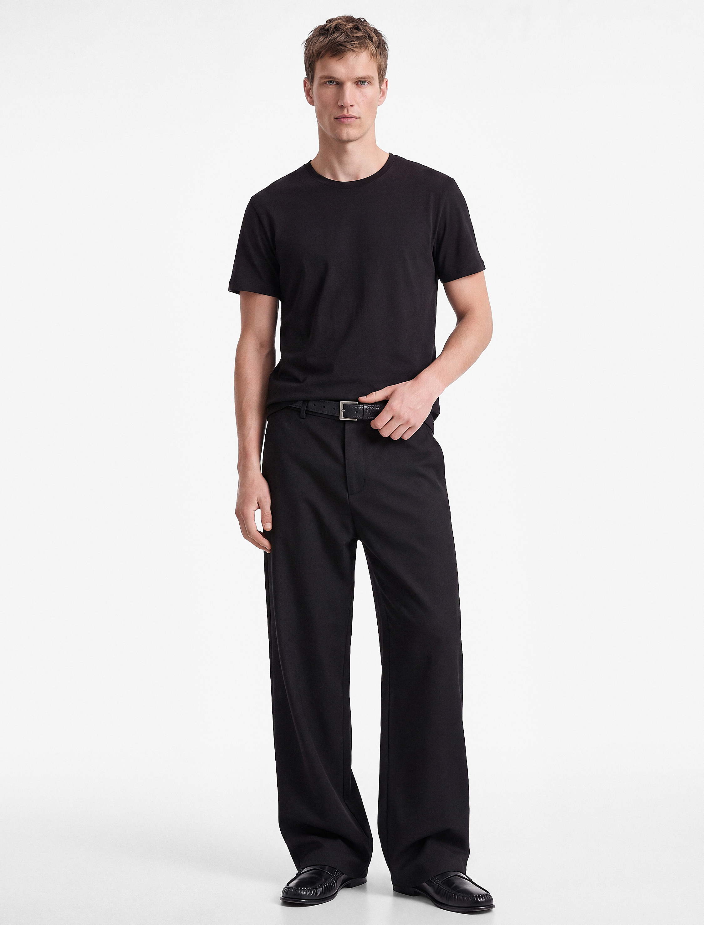 Koton Kısa Kollu Bisiklet Yaka Basic Slim Fit Tişört