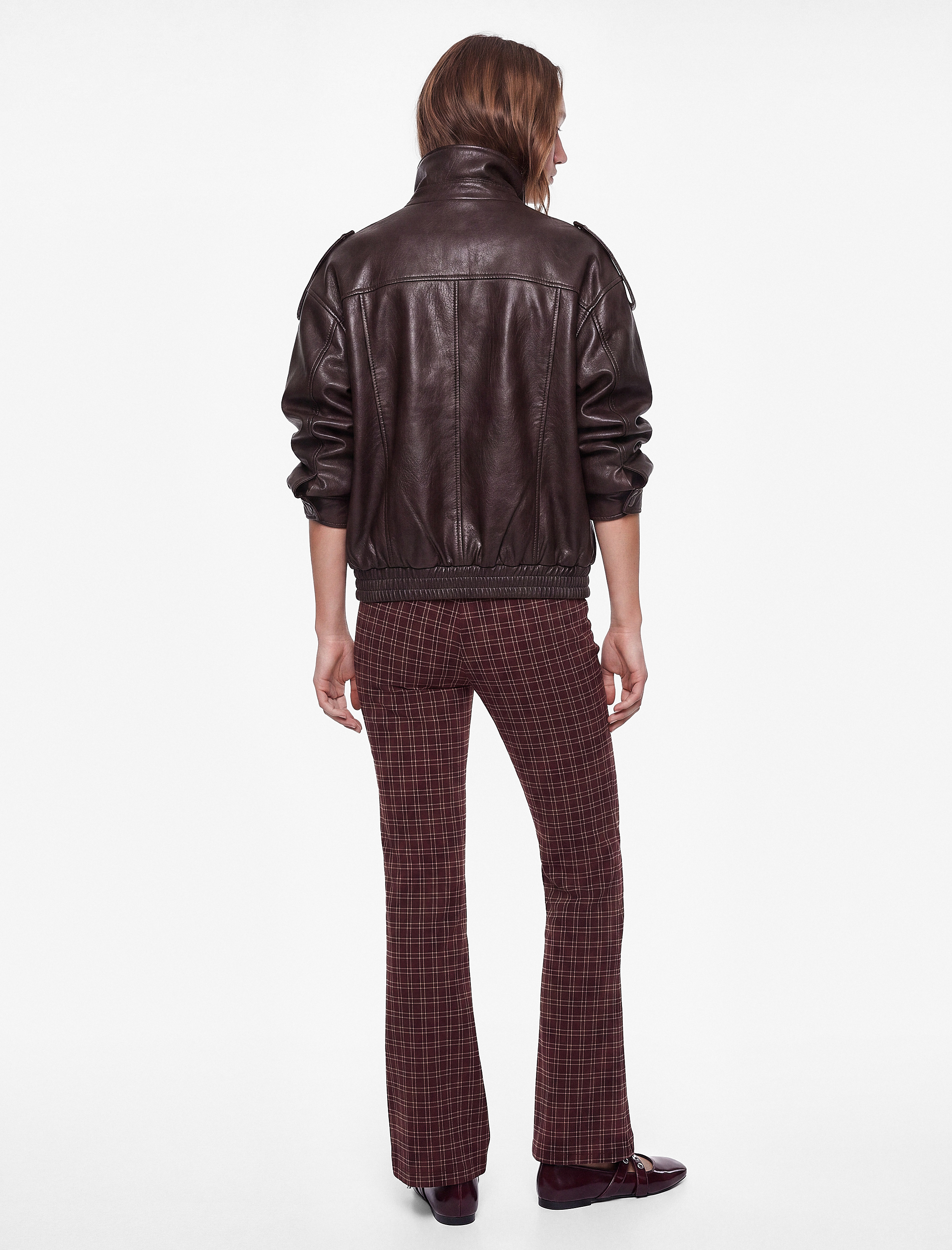 Koton Slim Fit Düğmeli Normal Bel Cep Detaylı İspanyol Paça Ekoseli Pantolon görsel 4