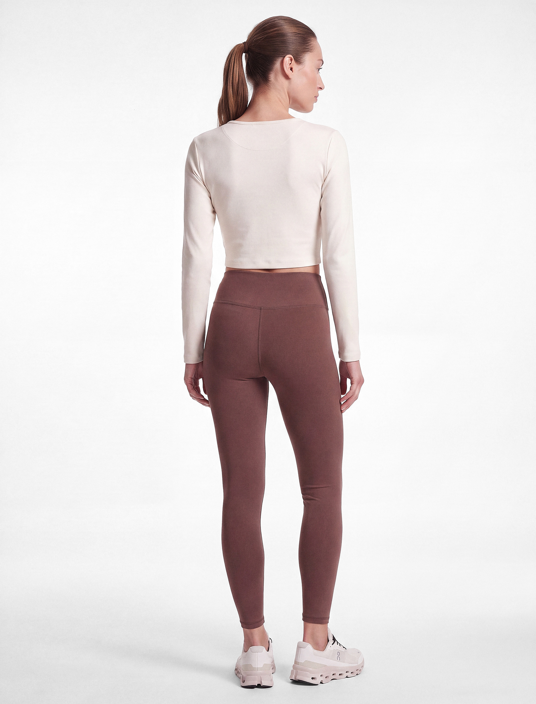 Koton Slim Fit Uzun Kollu Bisiklet Yaka Crop Spor Tişört görsel 4