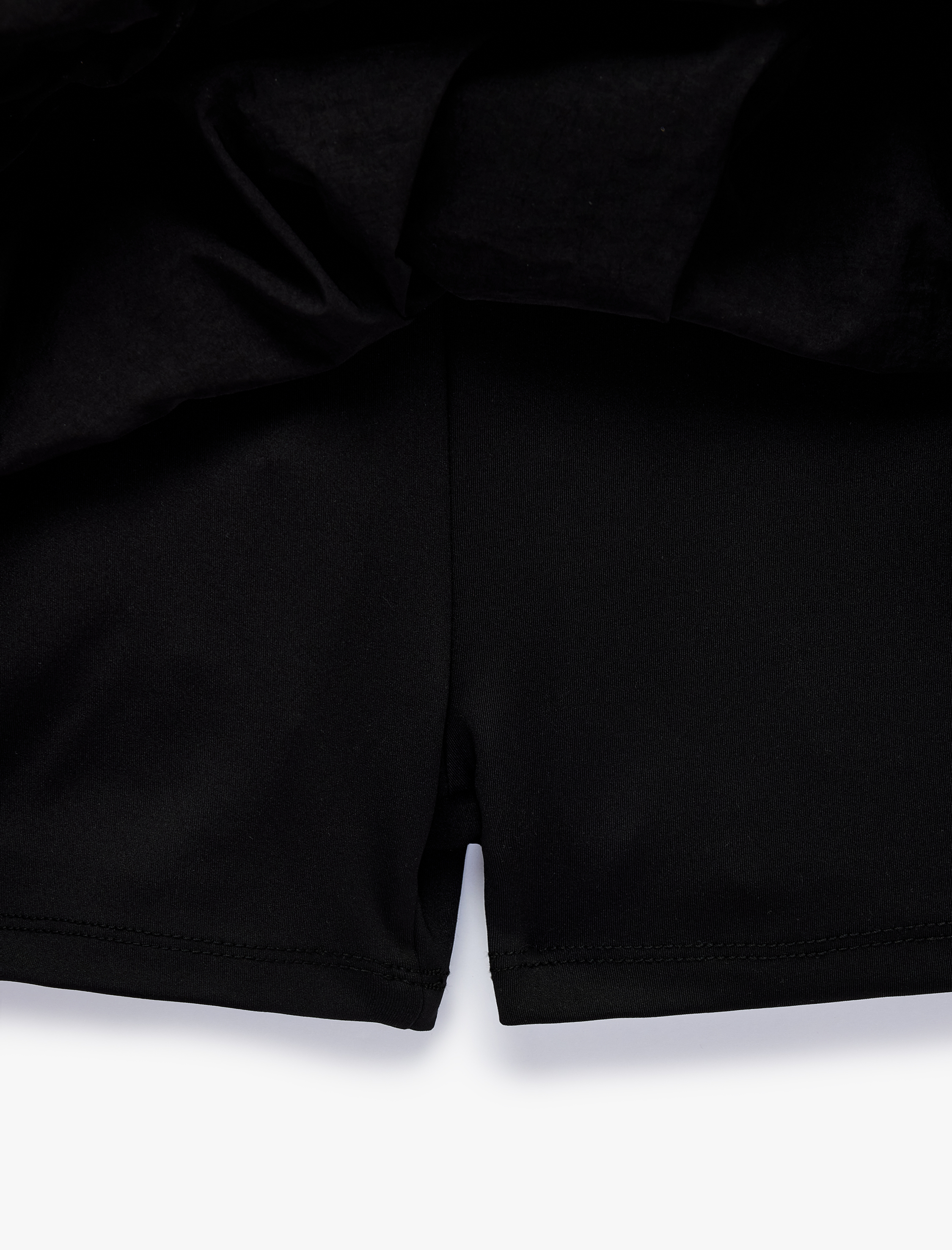   Slim Fit V Yaka Kolsuz Mini Şortlu Spor Tenis Elbisesi