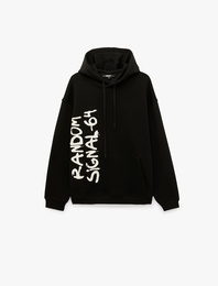 Rahat Kalıp Kanguru Cepli Üç İplik Şardonlu Baskılı Kapşonlu Sweatshirt