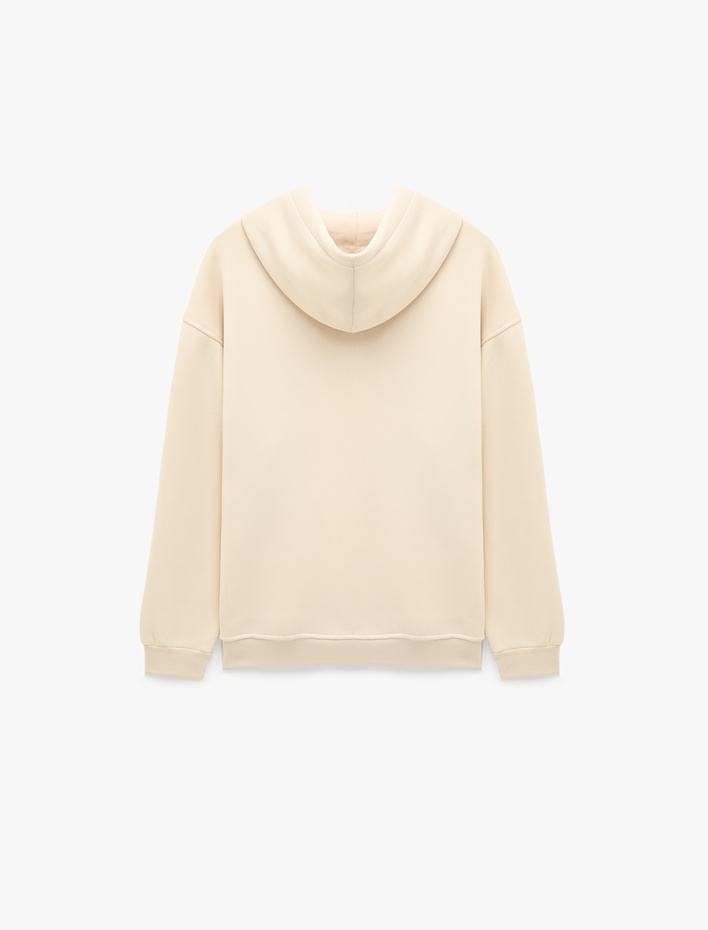  Rahat Kalıp Kanguru Cepli Üç İplik Şardonlu Baskılı Kapşonlu Sweatshirt