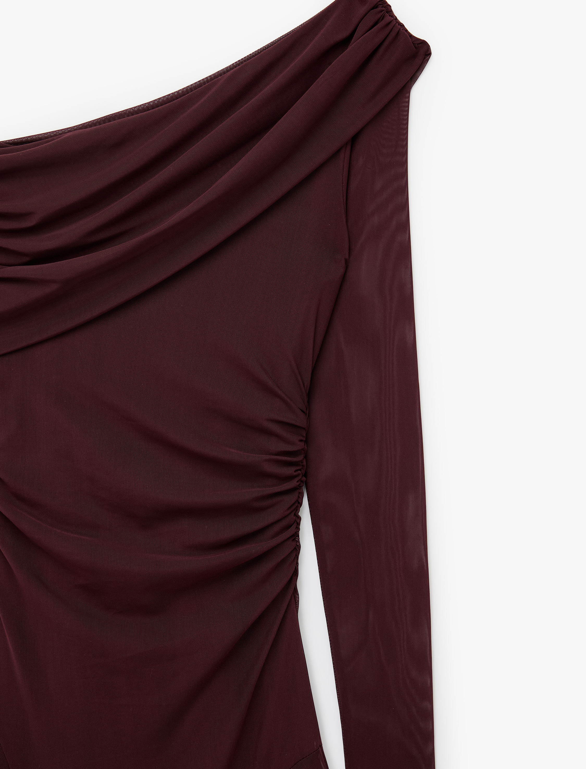   Asimetrik Kesim Drape Detaylı Volümlü Uzun Kollu Tek Omuz Tül Elbise