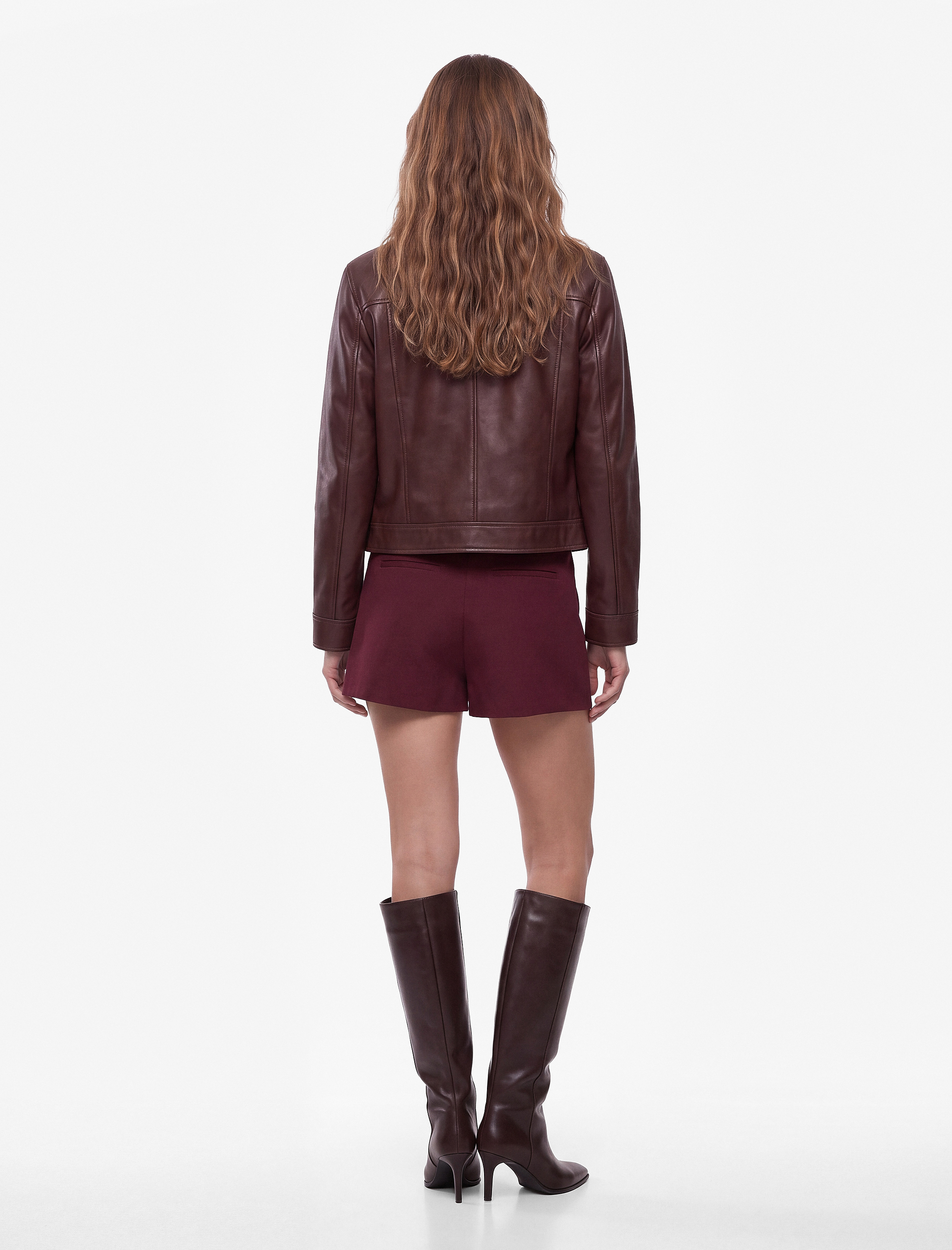   Slim Fit Cep Detaylı Asimetrik Katlı A Kesim Mini Şort Etek