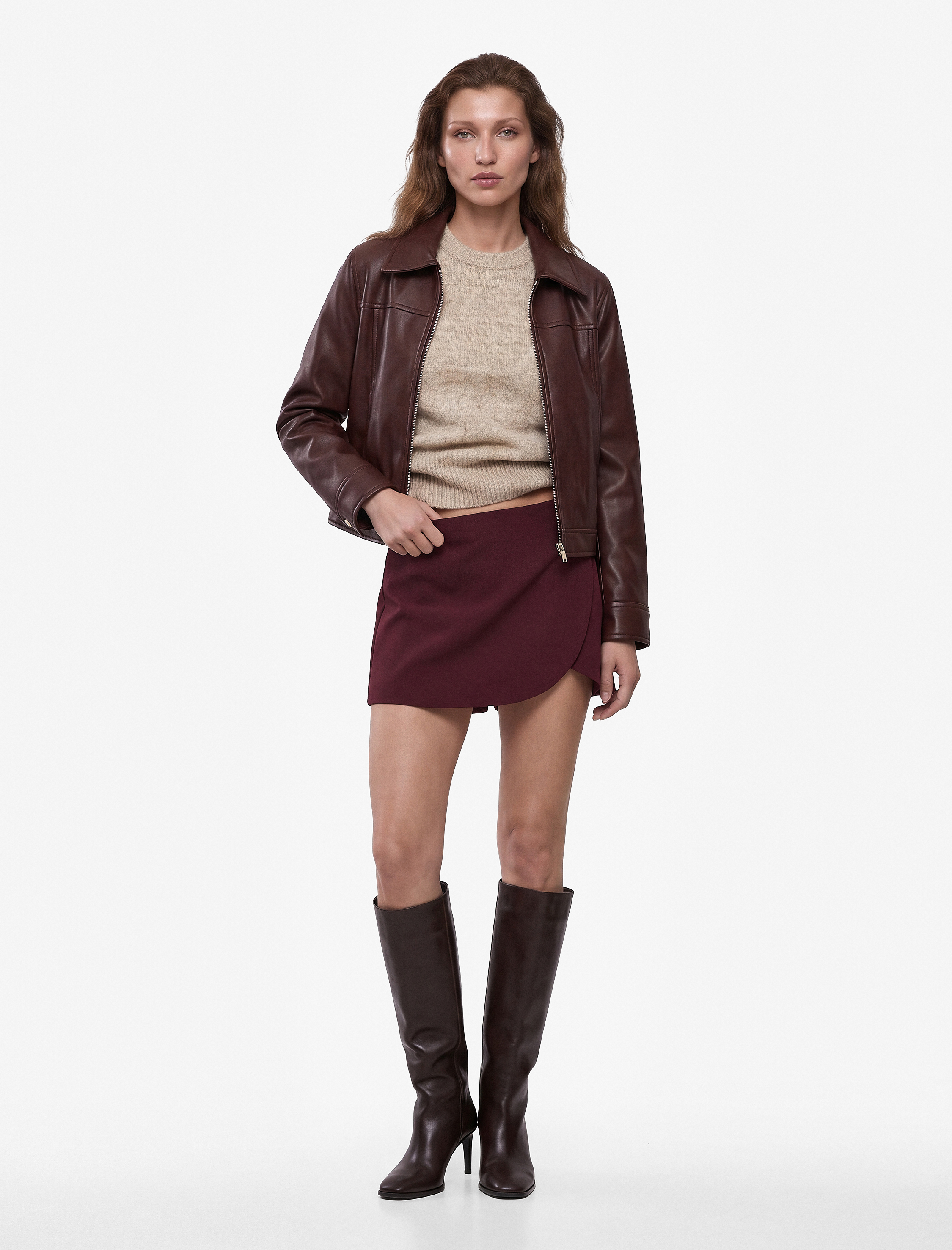   Slim Fit Cep Detaylı Asimetrik Katlı A Kesim Mini Şort Etek