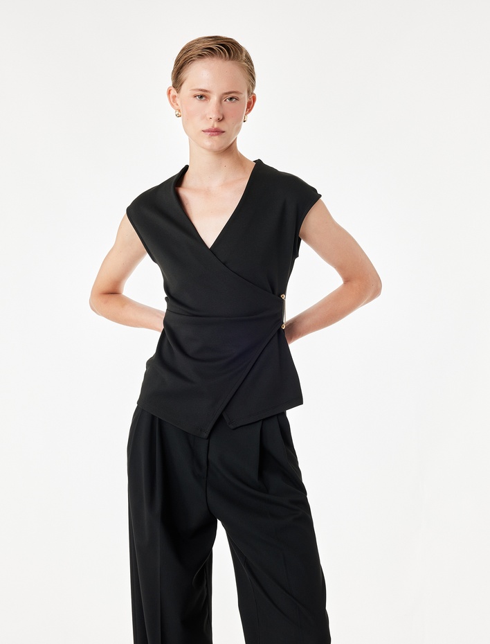  Slim Fit Metal Aksesuarlı V Yaka Kruvaze Yelek