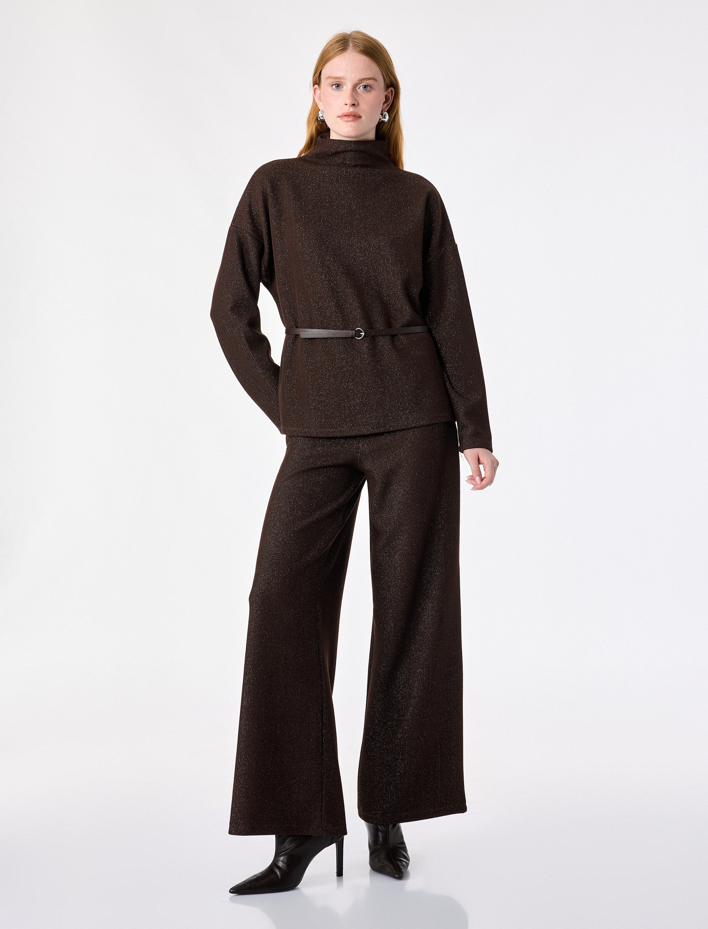 Koton Kemer Detaylı Slim Fit Uzun Kollu Dik Yaka Bluz
