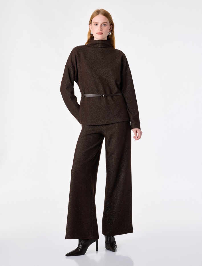  Kemer Detaylı Slim Fit Uzun Kollu Dik Yaka  Bluz