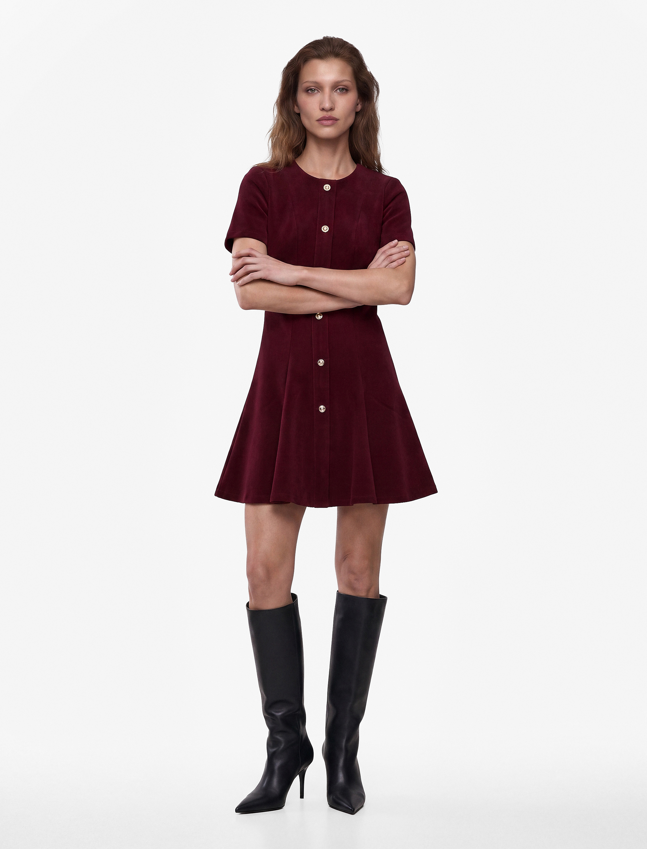   Slim Fit Bisiklet Yaka Kısa Kollu Süs Düğmeli Mini Elbise