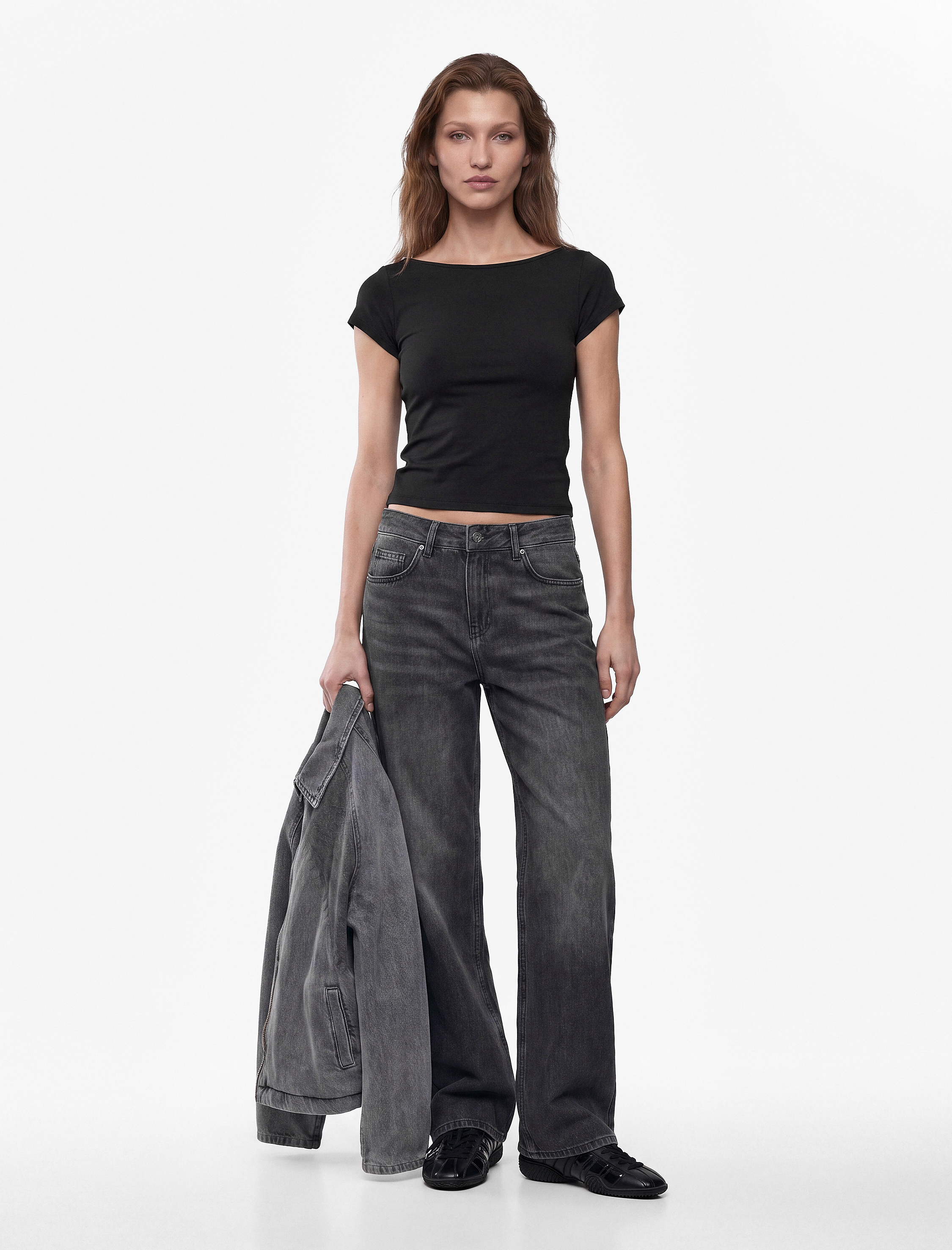 Koton Slim Fit Kayık Yaka Kısa Kollu Basic Tişört