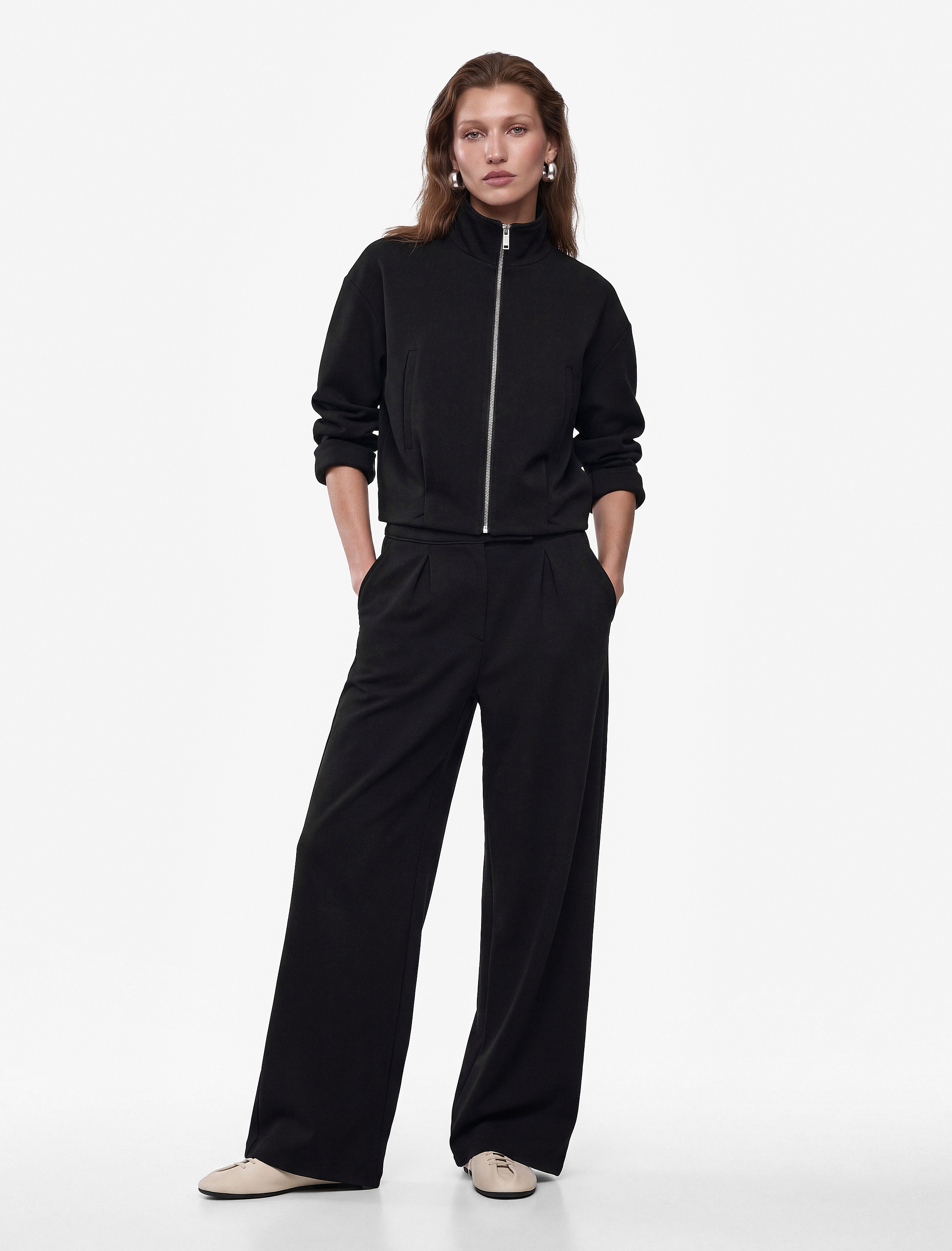 Koton Modal Kumaş Pile Detaylı Yan Cepli Straight Fit Pantolon görsel 2