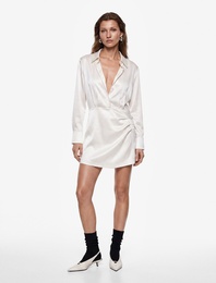 Klasik Yaka Uzun Kollu Drape Detaylı Saten Mini Elbise