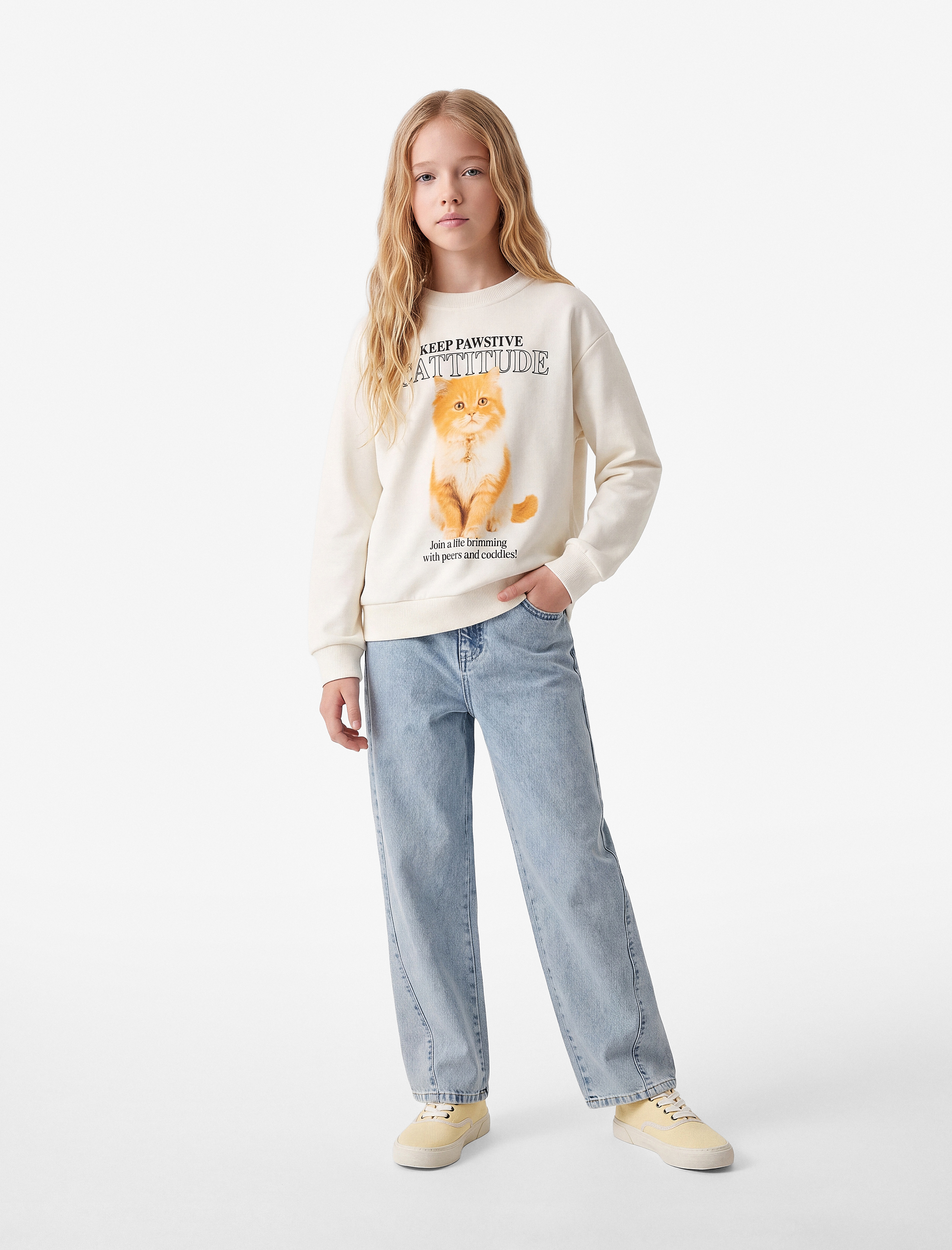  Kız Çocuk Pamuklu Uzun Kollu Bisiklet Yaka Kedi Baskılı Şardonlu Sweatshirt