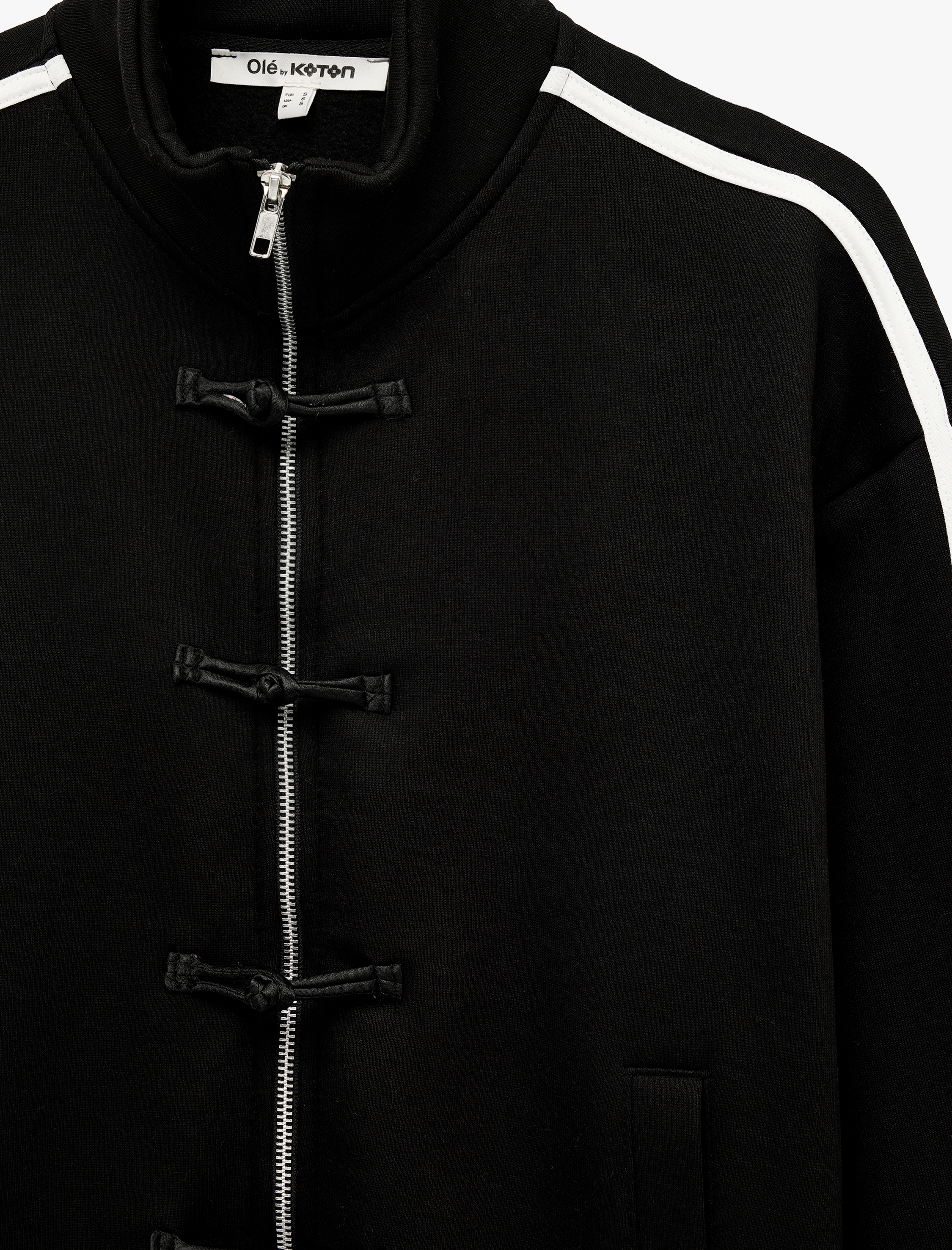   Şardonlu Rahat Kalıp Uzun Kollu Fermuarlı Cepli Dik Yaka Çizgili Sweatshirt