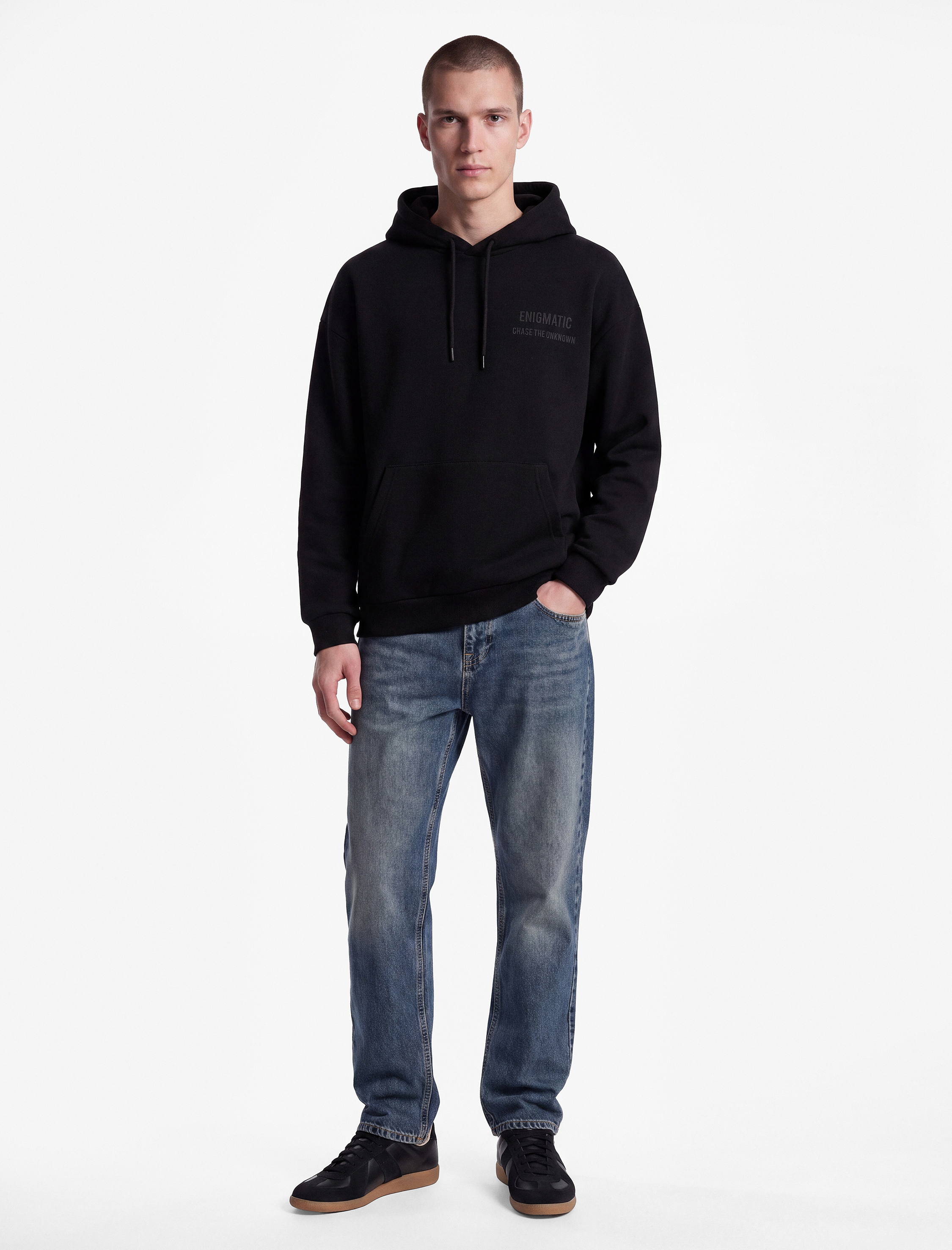 Koton Uzun Kollu Üç İplik Şardonlu Rahat Kalıp Kanguru Cepli Kapşonlu Baskılı Sweatshirt