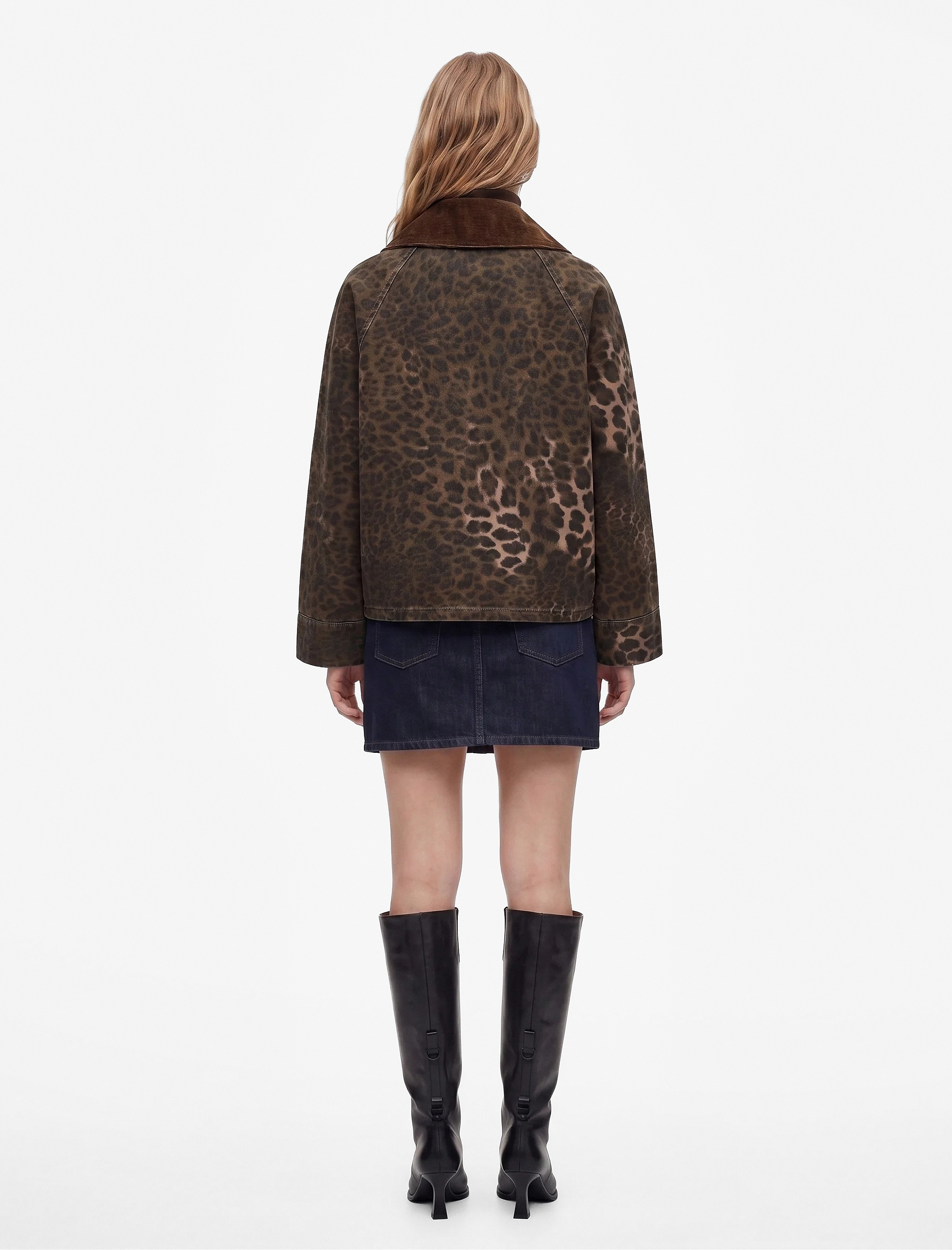 Koton Rahat Kalıp Cepli Fermuarlı Uzun Kollu Yaka Detaylı Denim Leopar Ceket görsel 4
