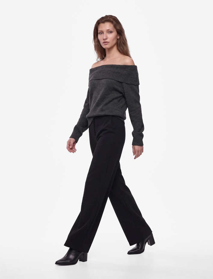  Normal Bel Straight Fit Geniş Paça Kumaş Pantolon