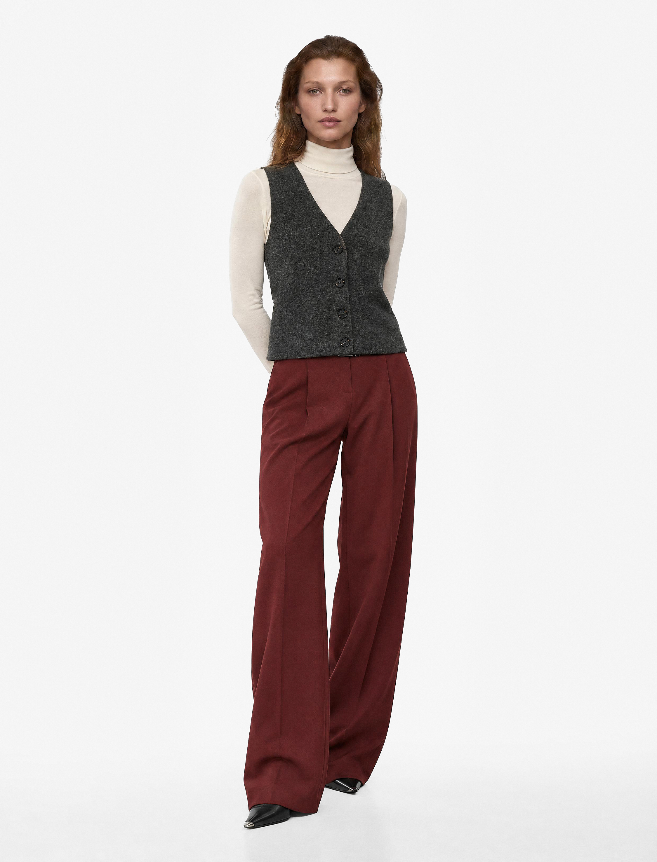   Slim Fit Düğmeli V Yaka Triko Yelek