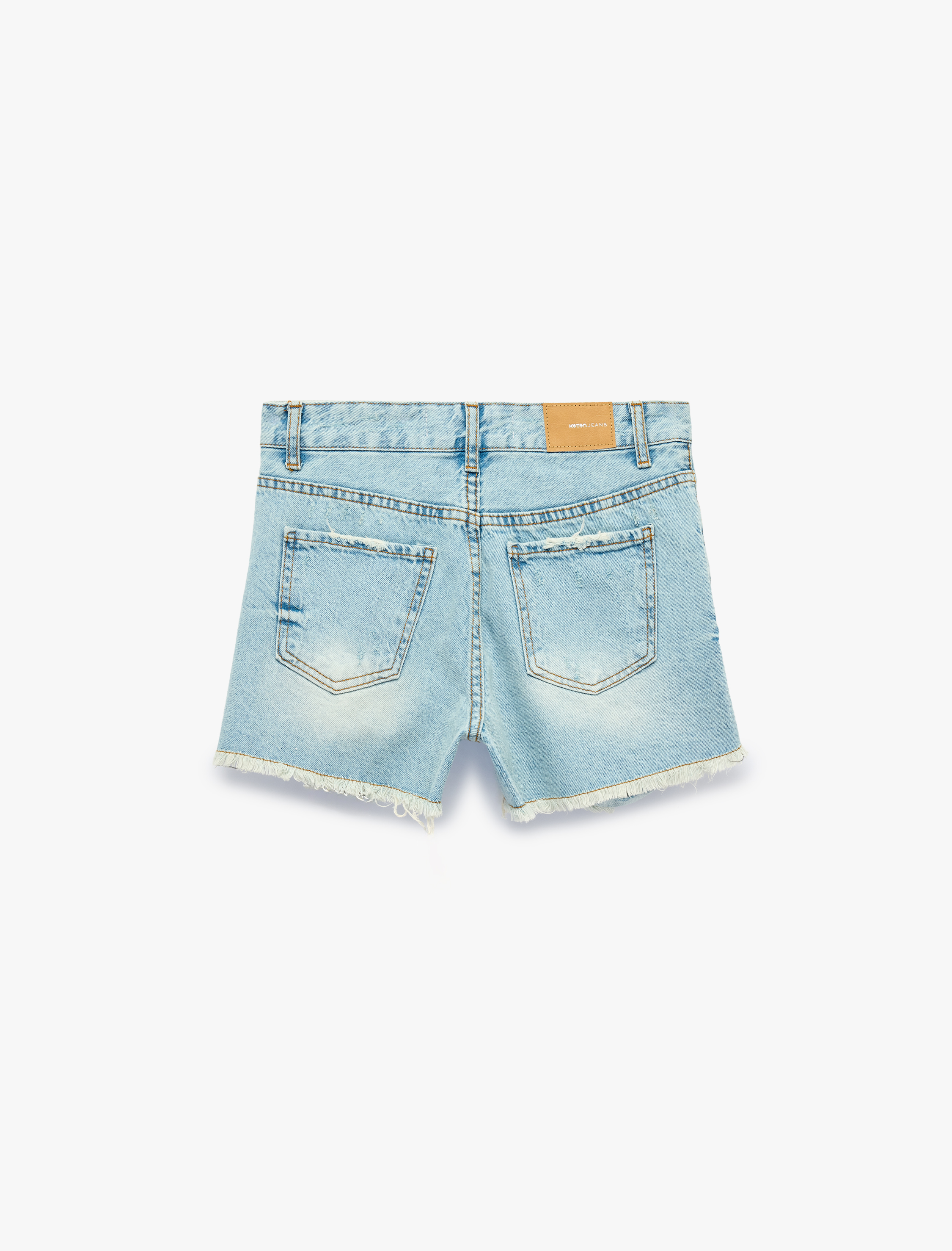 Koton Yıpratma Detaylı Pamuklu Rahat Kalıp Mini Denim Şort görsel 2