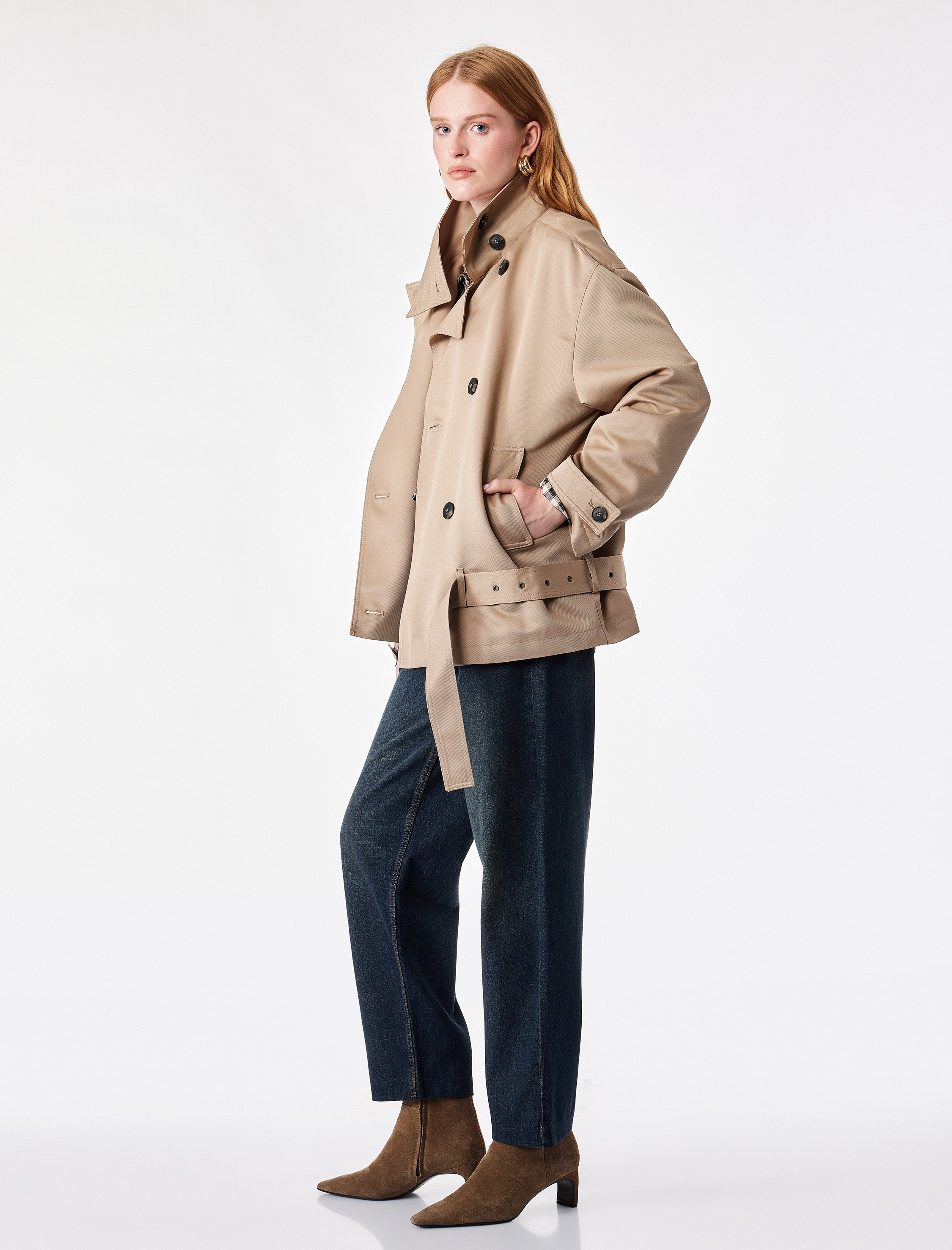 Koton Uzun Kollu Cepli Kemerli Düğmeli Kruvaze Dik Yaka Gabardin Kısa Oversize Trençkot görsel 3