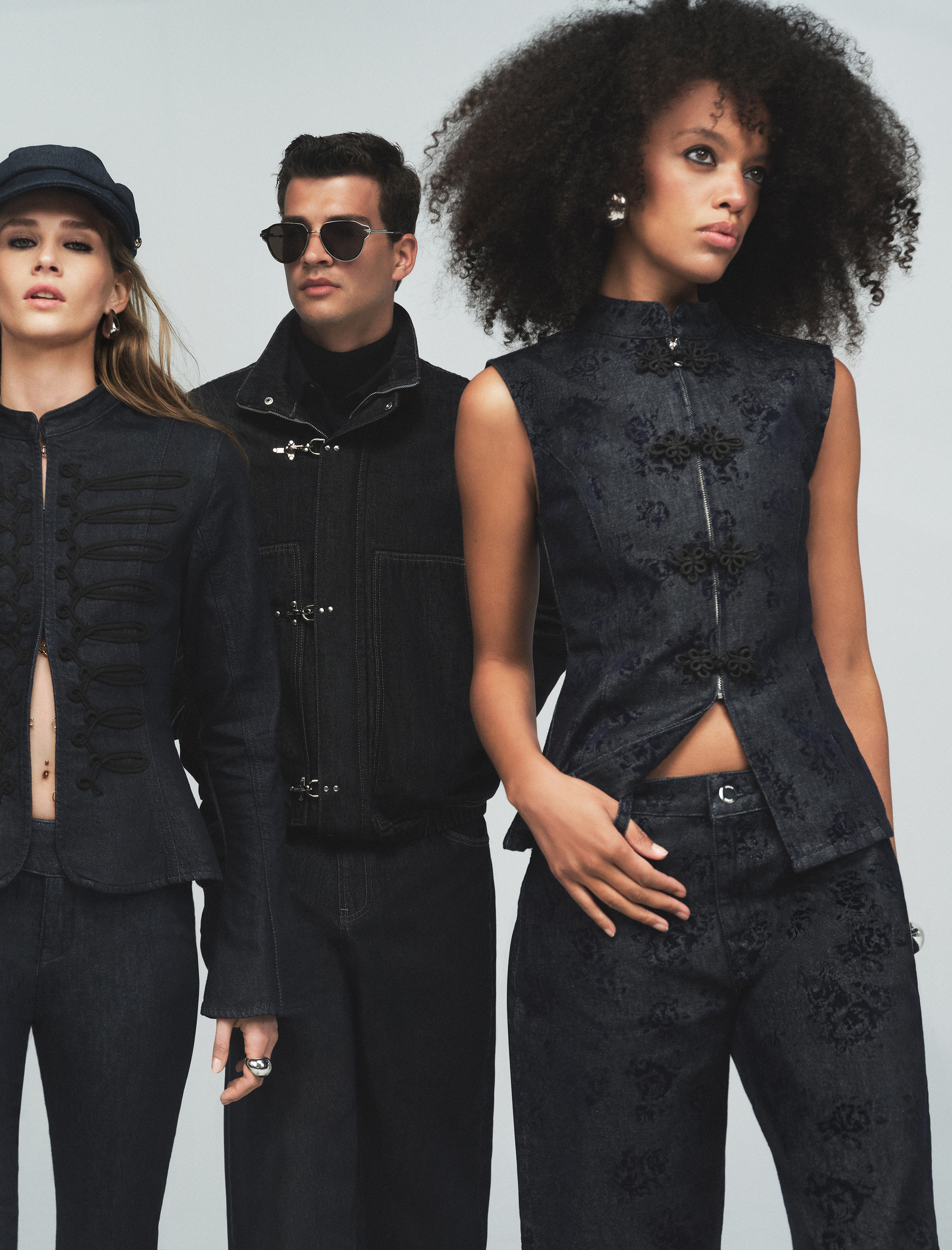 Koton Kolsuz Baskılı Mandarin Qipao Yaka Süslü Düğmeli Denim Yelek