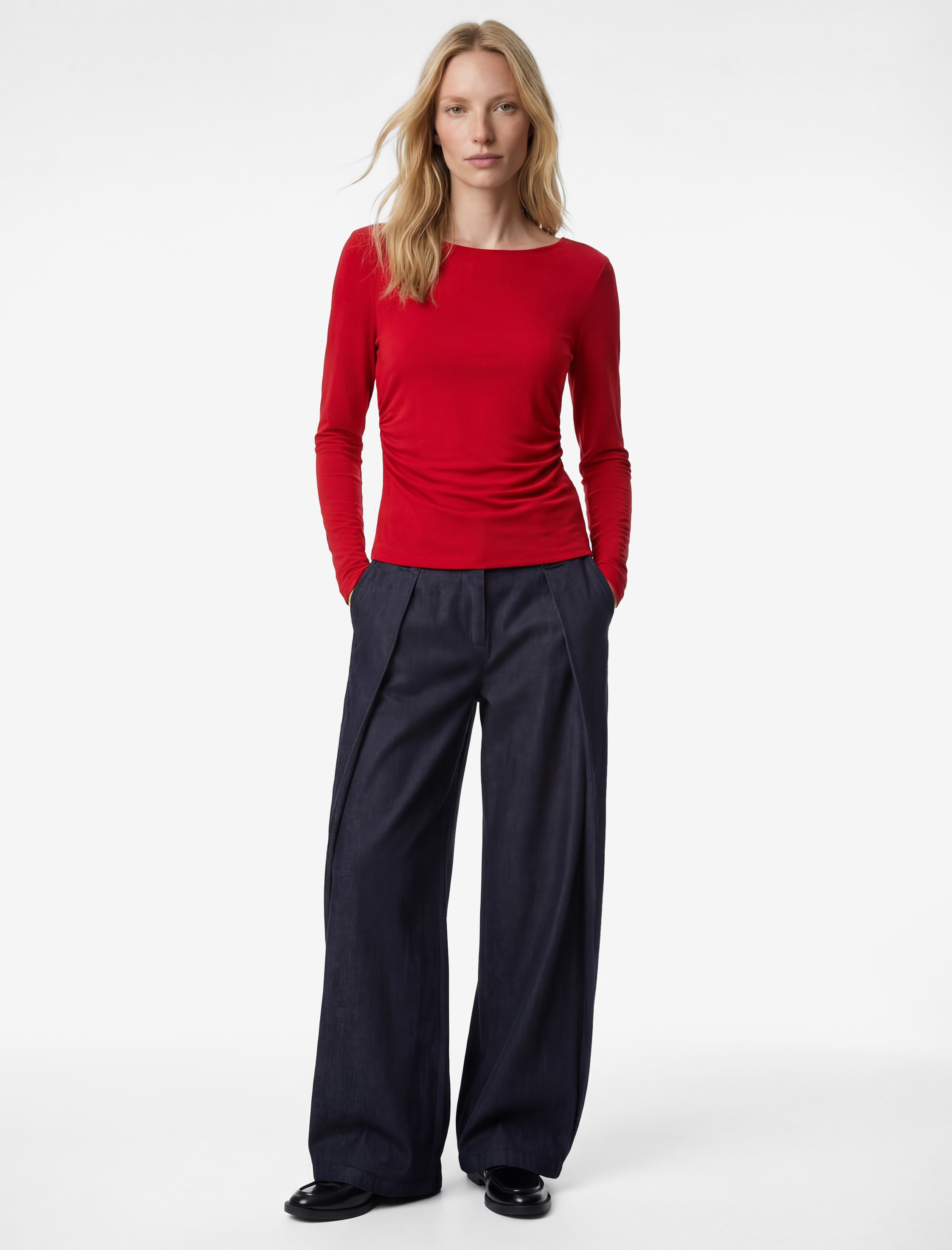 Koton Pamuklu Slim Fit Geniş Yuvarlak Yaka Uzun Kollu Tişört