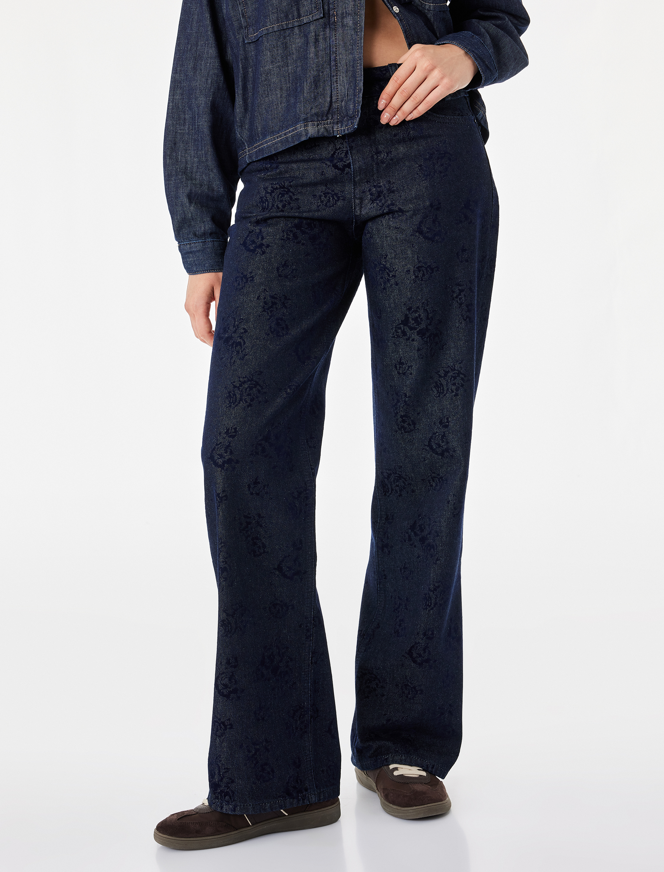 Koton Düz Paça Cepli Normal Bel Pamuklu Çiçek Baskılı Denim Pantolon - Straight Fit Jean görsel 3