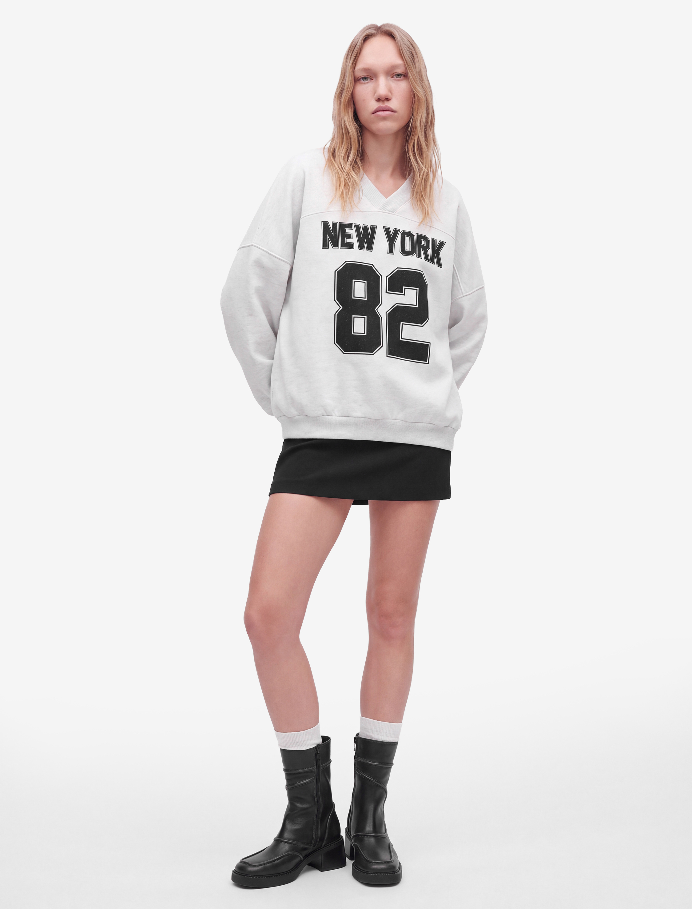 Koton Pamuklu V Yaka Uzun Kollu Baskılı Oversize Sweatshirt