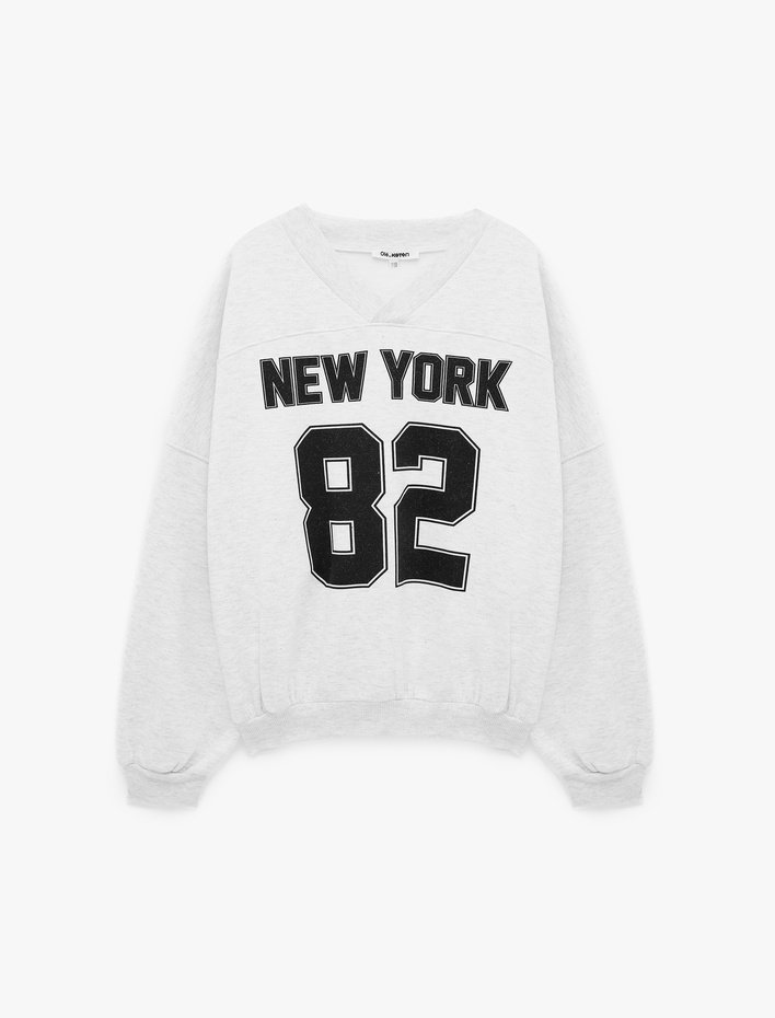  Pamuklu V Yaka Uzun Kollu Baskılı Oversize Sweatshirt