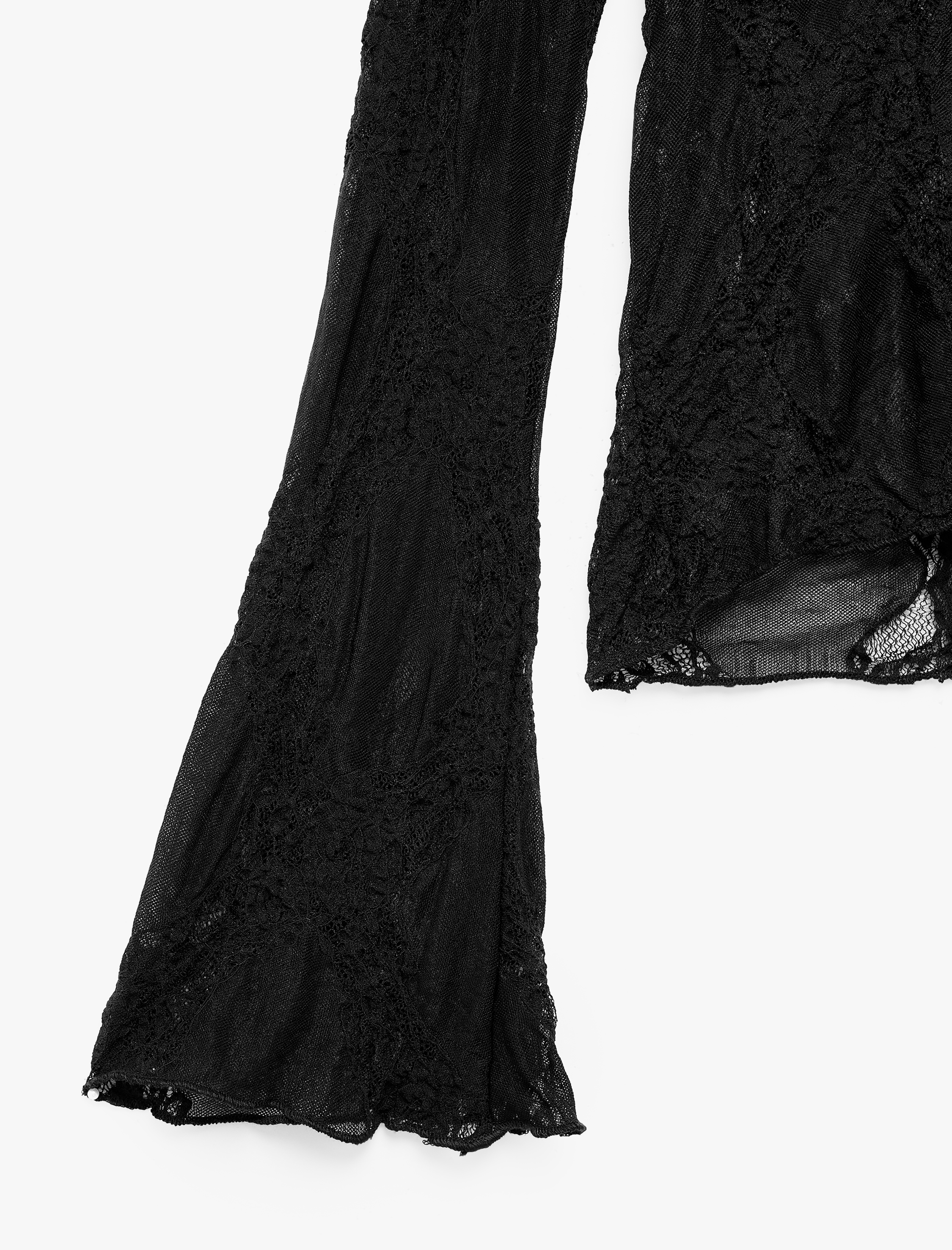 Koton Slim Fit V Yaka Uzun İspanyol Kollu Dantelli Tişört Yarı Transparan görsel 3