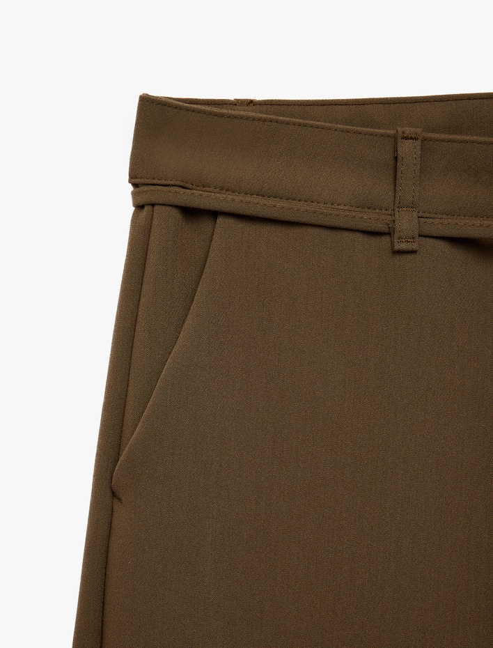  Rahat Kalıp Cepli Kemerli Barrel Fit Kumaş Pantolon