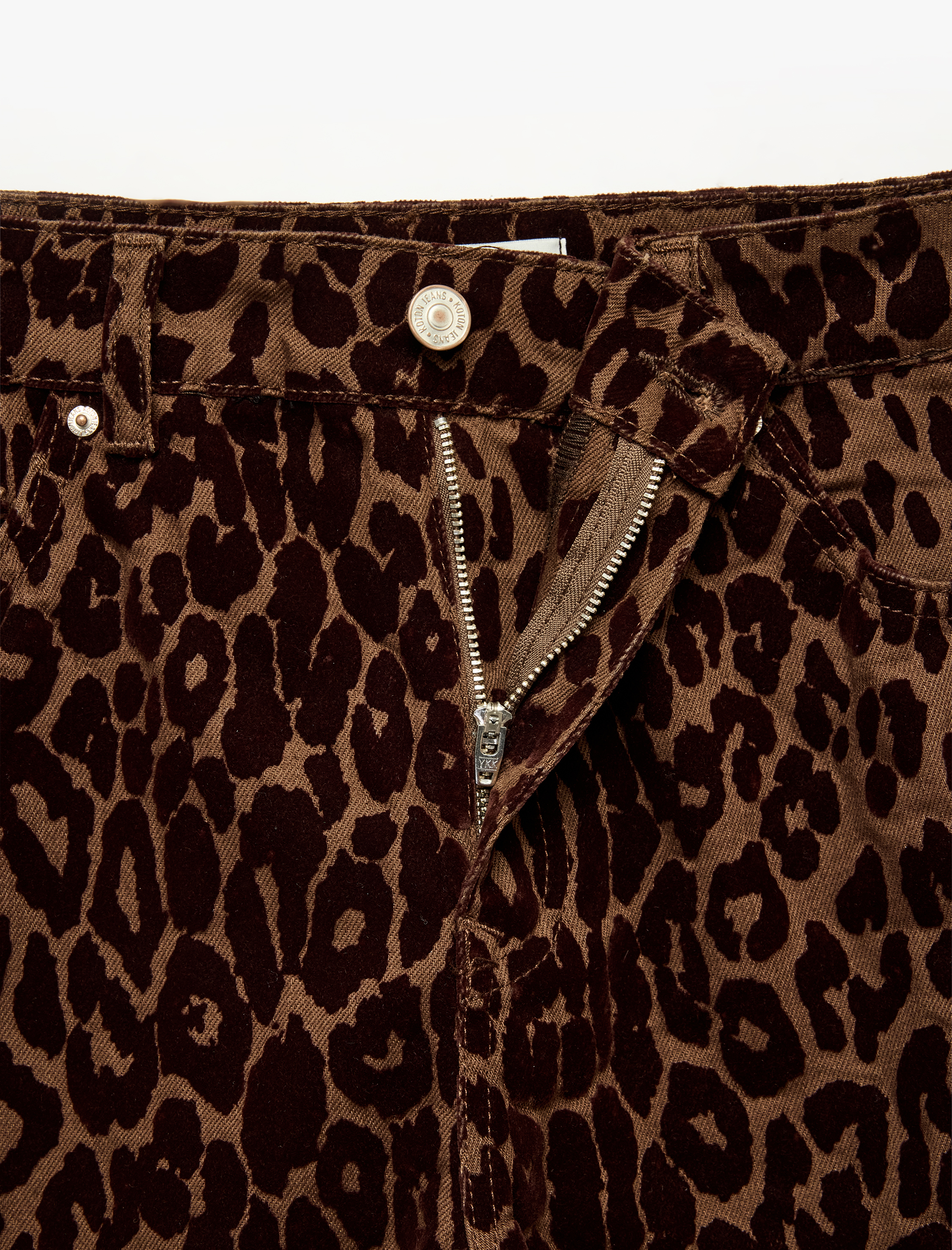  Pamuklu Cepli Düğmeli Düz Paça Normal Bel Leopar Pantolon - Straight Jeans