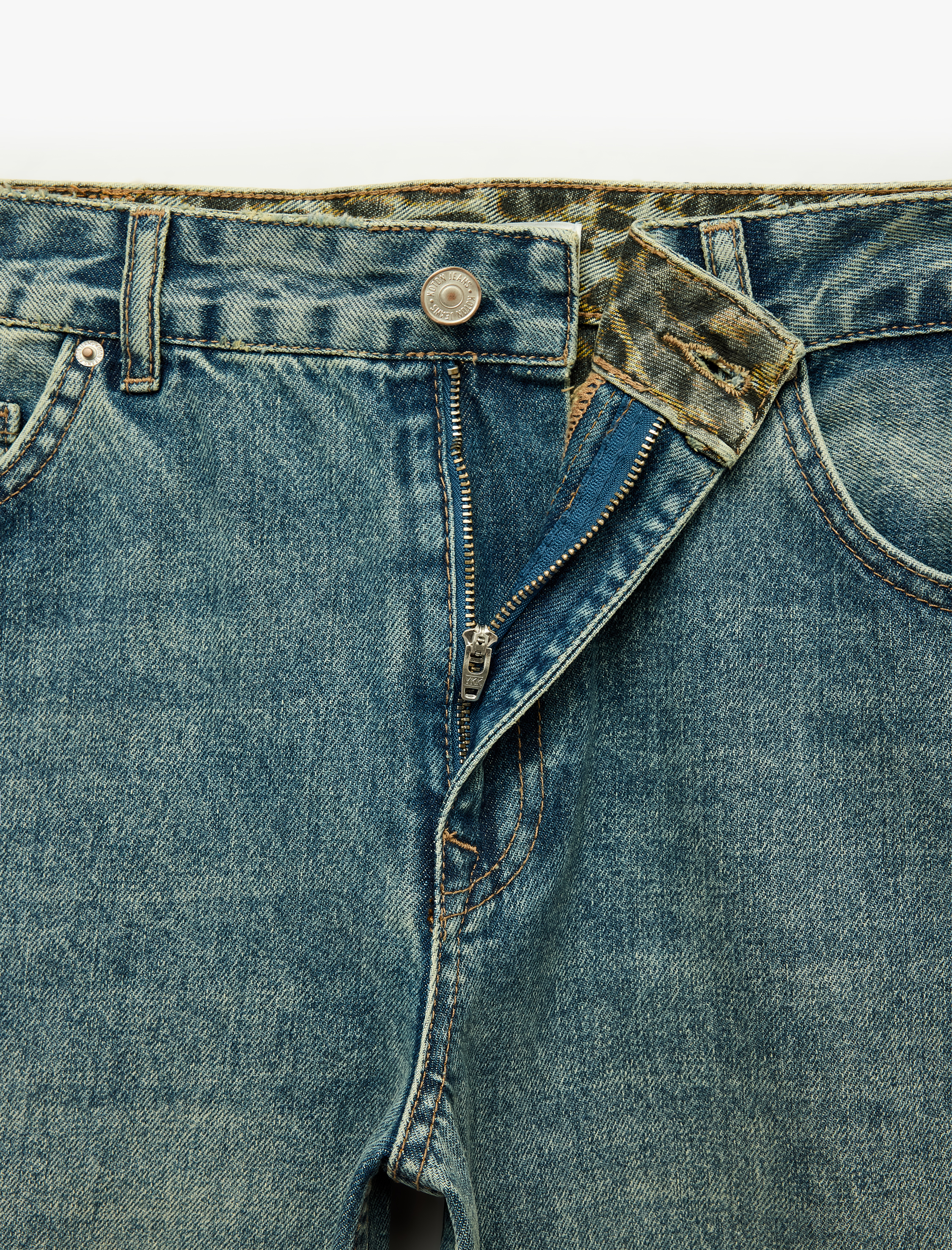Koton Leopar Baskılı Katlı Paçalı Pamuklu Düz Paça Denim Pantolon - Straight Fit Jean görsel 4